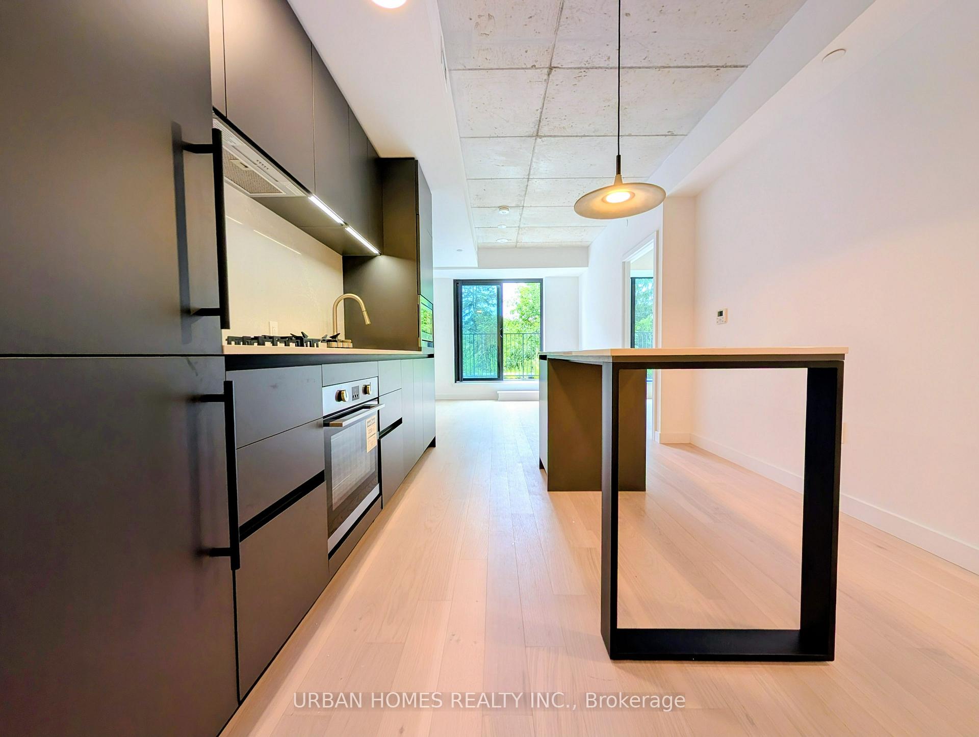 Photo 4 of Unit 508, 1720 Bayview Avenue, Toronto, Mount Pleasant East — HOMEH