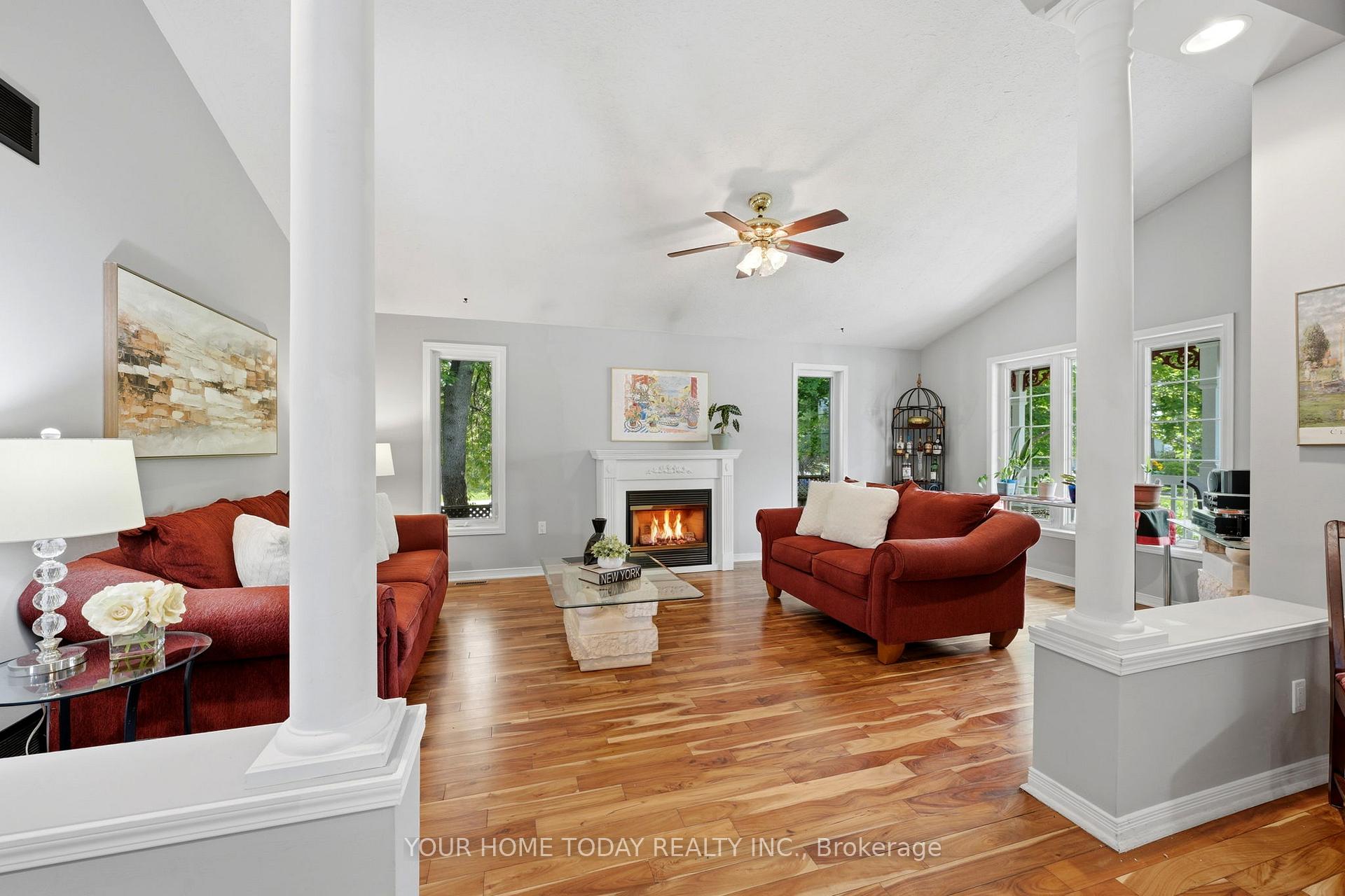 Photo 7 of 16 Normandy Boulevard, Halton Hills, Georgetown — HOMEH
