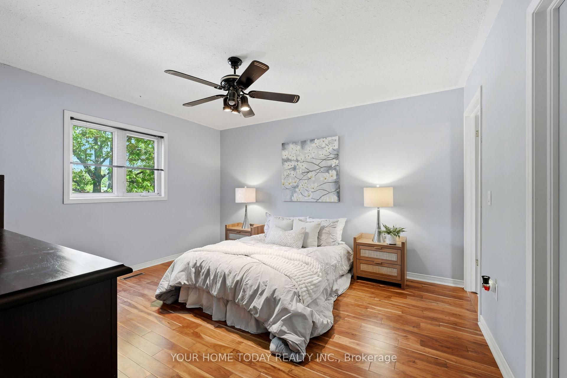 Photo 19 of 16 Normandy Boulevard, Halton Hills, Georgetown — HOMEH