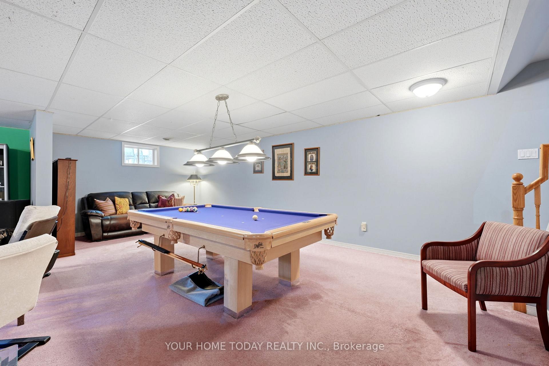 Photo 28 of 16 Normandy Boulevard, Halton Hills, Georgetown — HOMEH