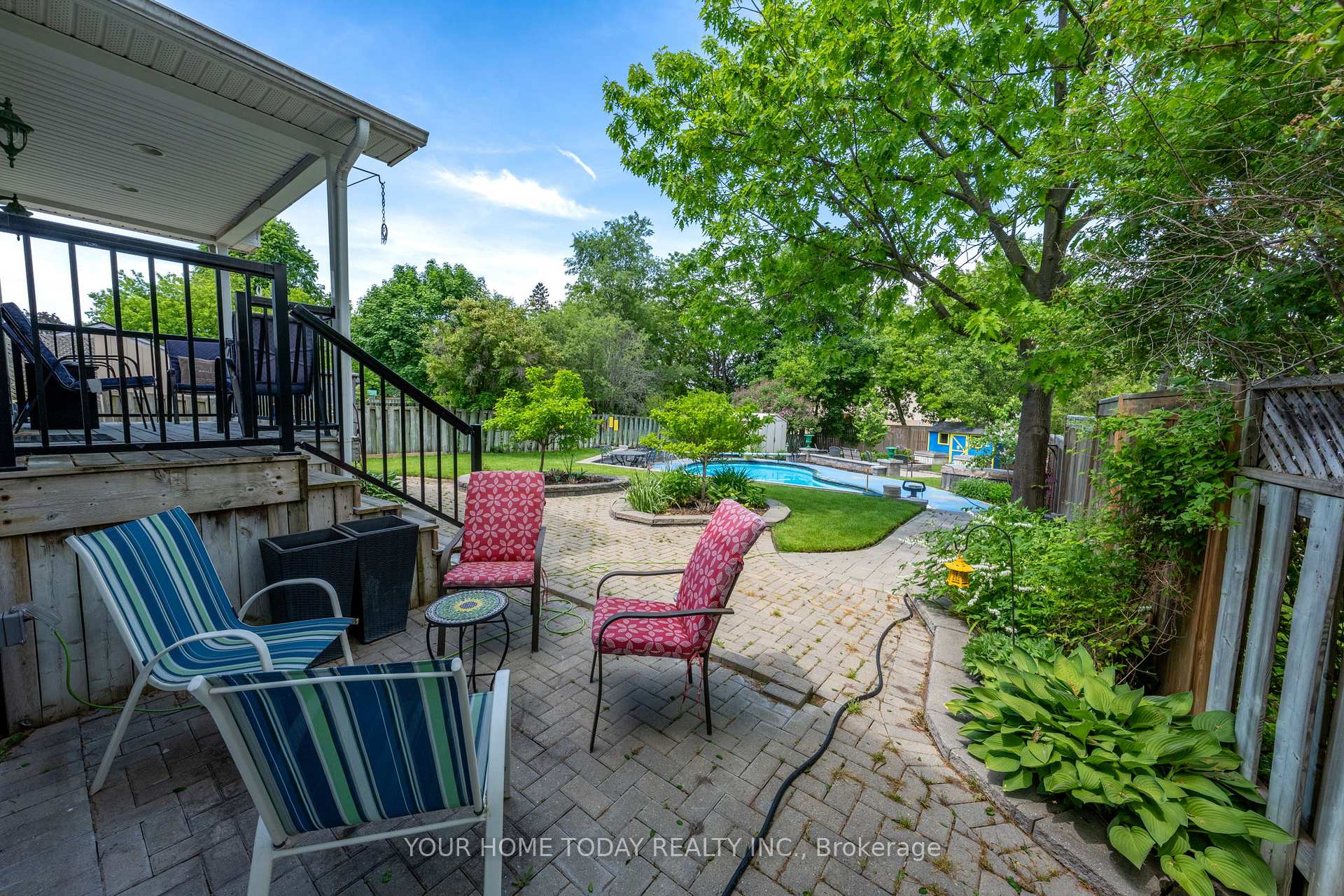 Photo 39 of 16 Normandy Boulevard, Halton Hills, Georgetown — HOMEH