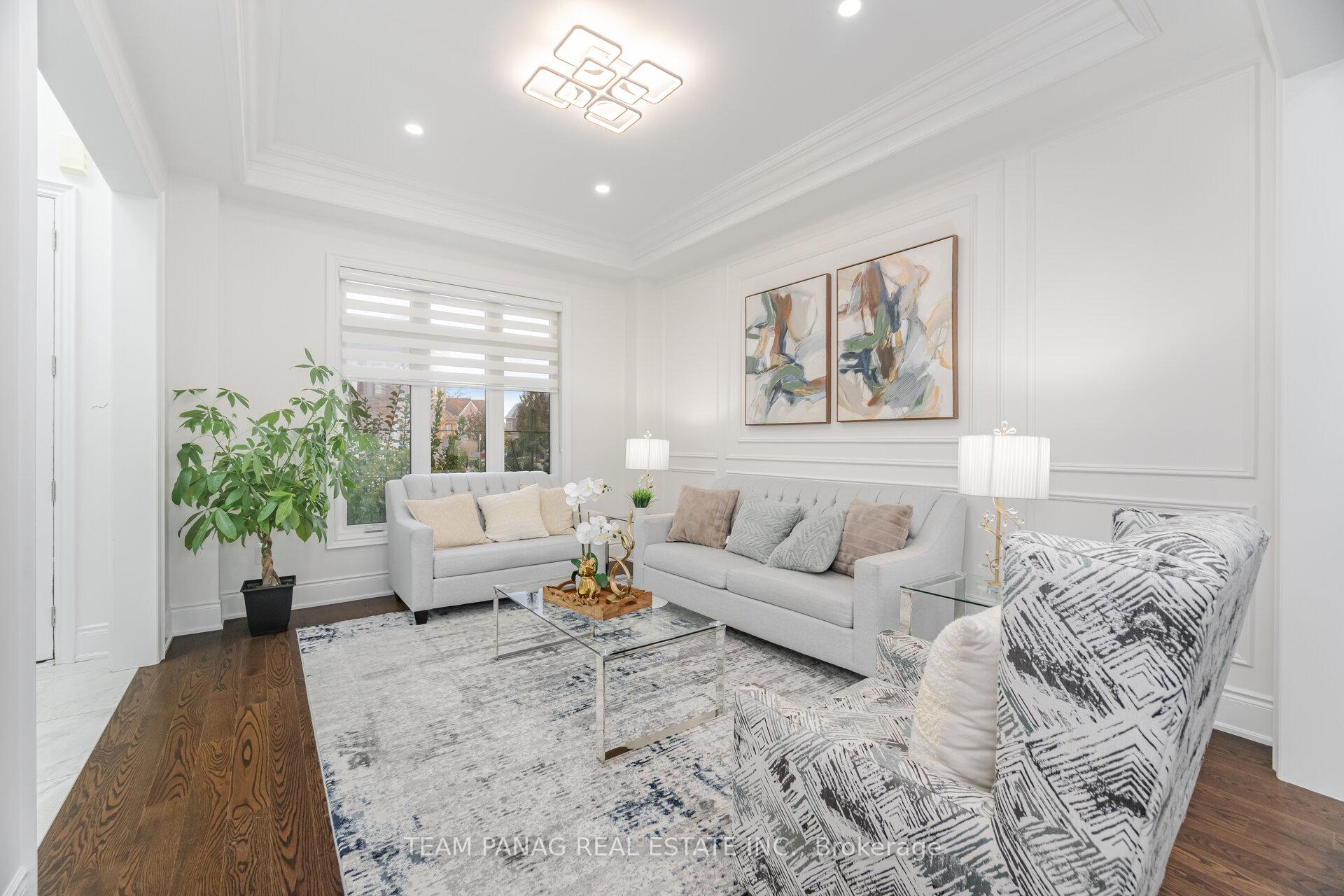 Photo 9 of 26 Snaresbrook Crescent, Brampton, Toronto Gore Rural Estate — HOMEH