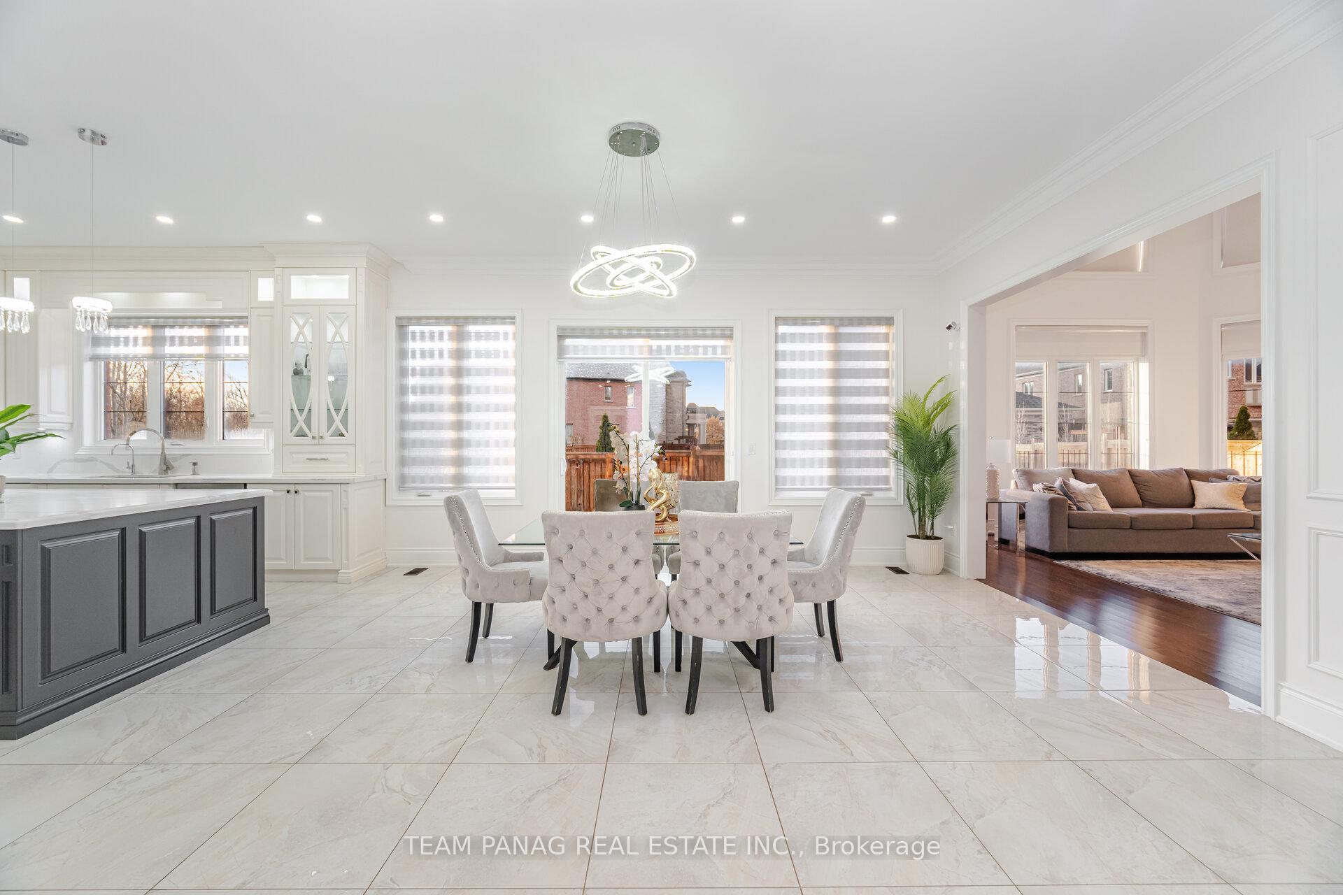 Photo 16 of 26 Snaresbrook Crescent, Brampton, Toronto Gore Rural Estate — HOMEH