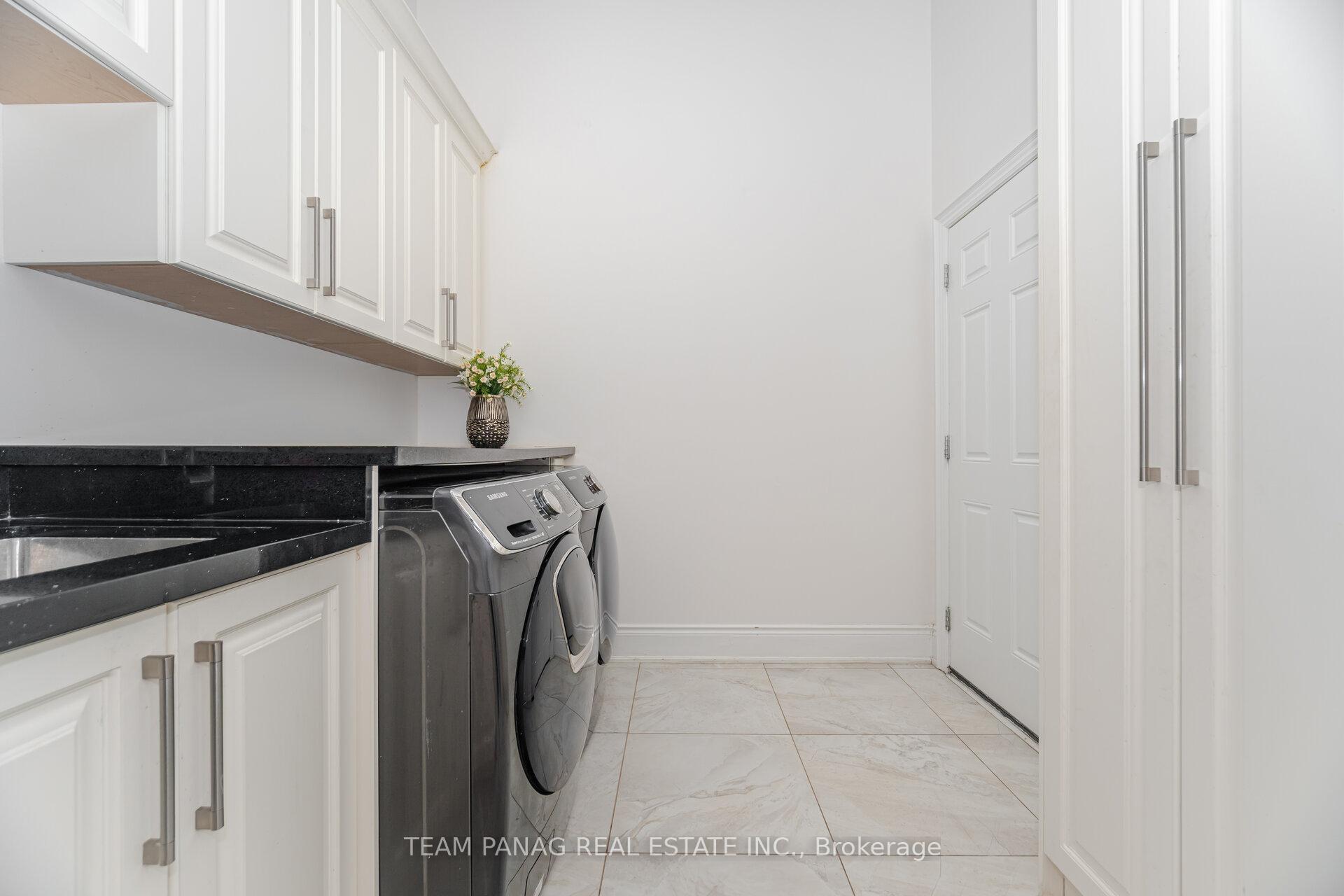 Photo 23 of 26 Snaresbrook Crescent, Brampton, Toronto Gore Rural Estate — HOMEH