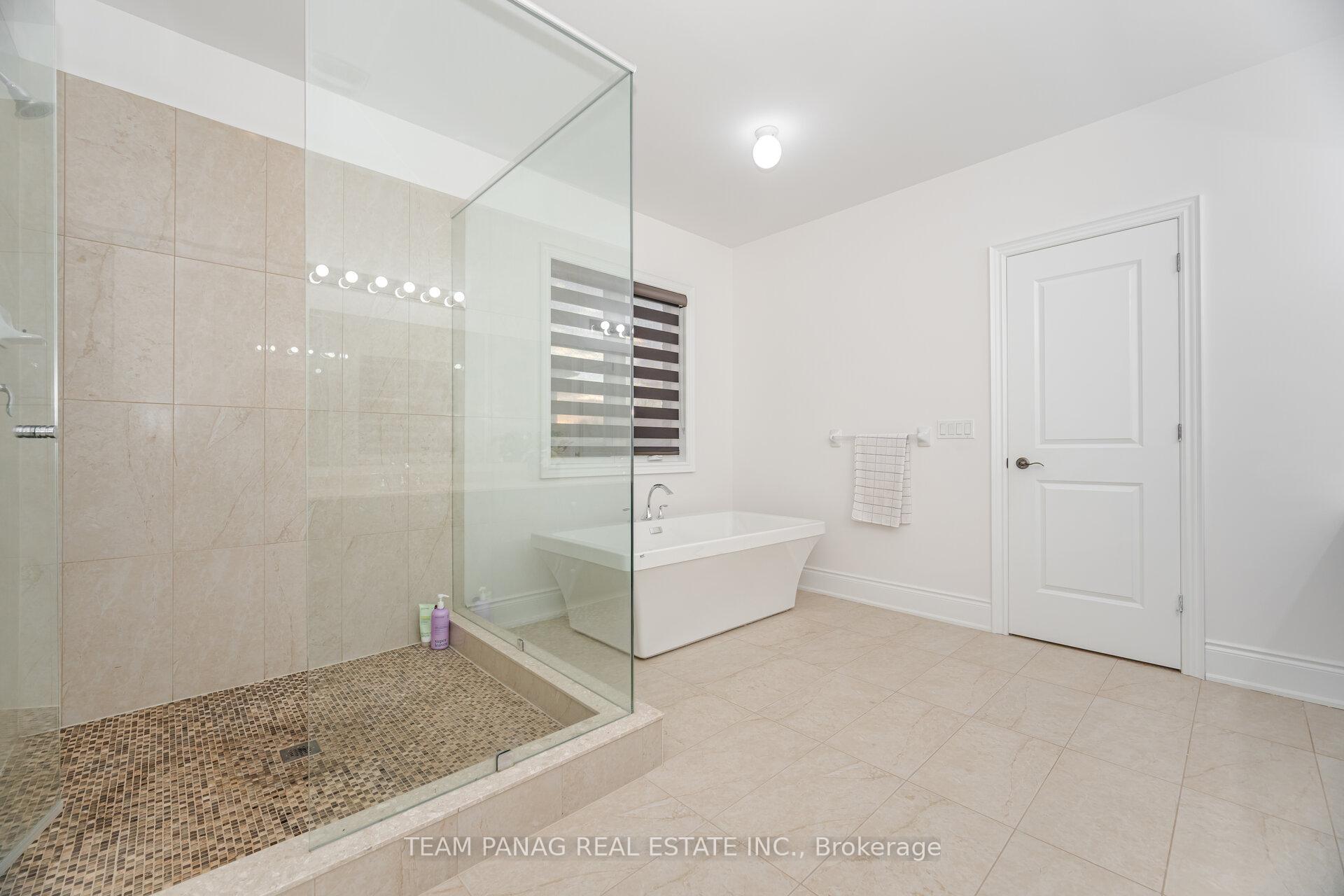 Photo 33 of 26 Snaresbrook Crescent, Brampton, Toronto Gore Rural Estate — HOMEH