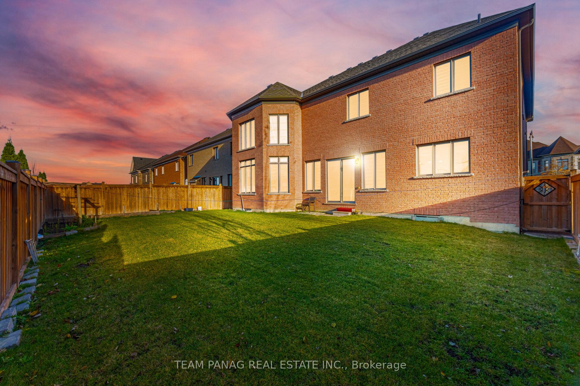 Photo 47 of 26 Snaresbrook Crescent, Brampton, Toronto Gore Rural Estate — HOMEH