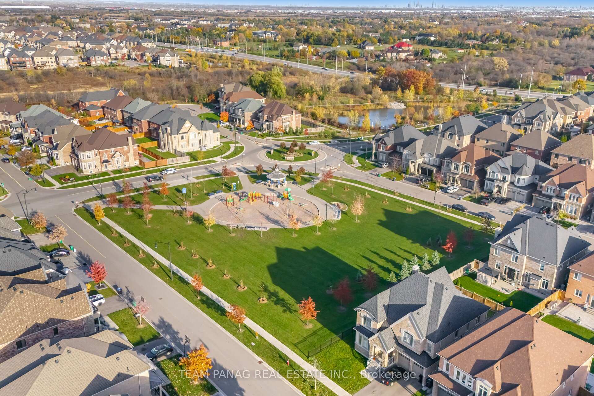 Photo 50 of 26 Snaresbrook Crescent, Brampton, Toronto Gore Rural Estate — HOMEH