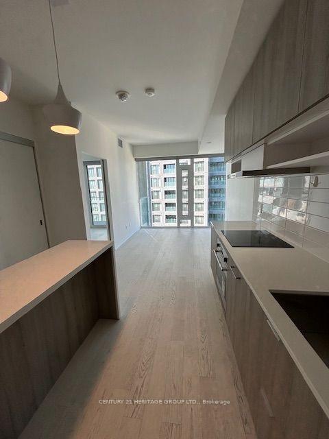 Photo 3 of 5 Soudan Avenue, Toronto, Mount Pleasant West — HOMEH