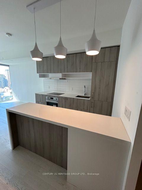 Photo 5 of 5 Soudan Avenue, Toronto, Mount Pleasant West — HOMEH