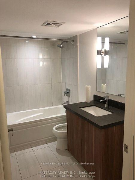 Photo 7 of Unit 324, 955 Bay Street, Toronto, Rosedale-Moore Park — HOMEH