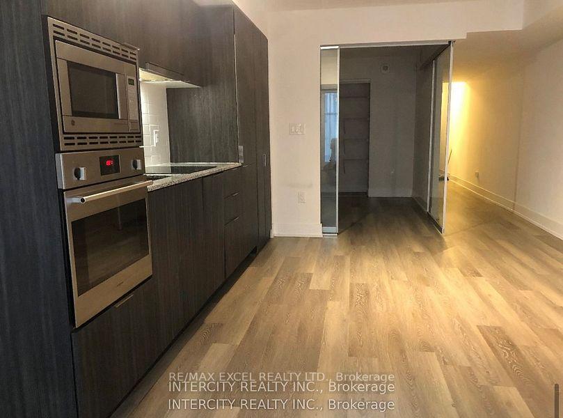 Photo 8 of Unit 324, 955 Bay Street, Toronto, Rosedale-Moore Park — HOMEH