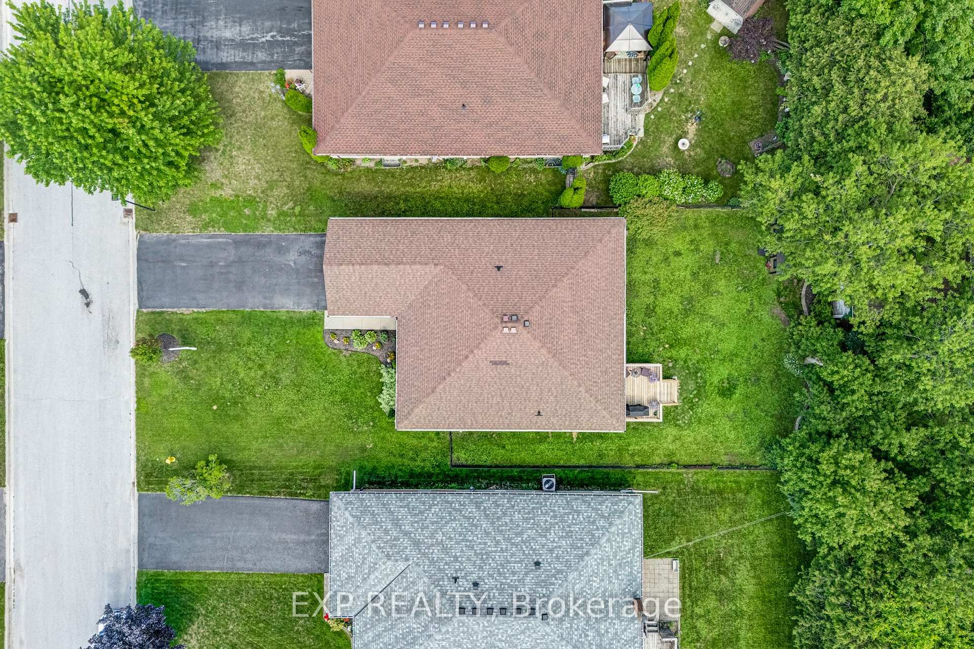 Photo 36 of 8 Low Boulevard, Uxbridge — HOMEH