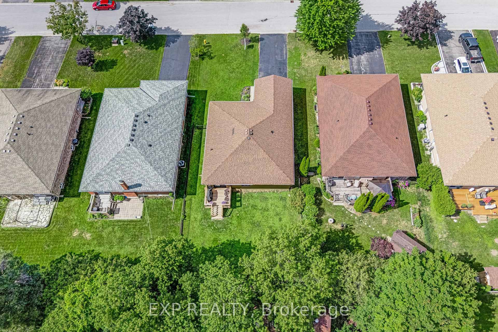 Photo 44 of 8 Low Boulevard, Uxbridge — HOMEH