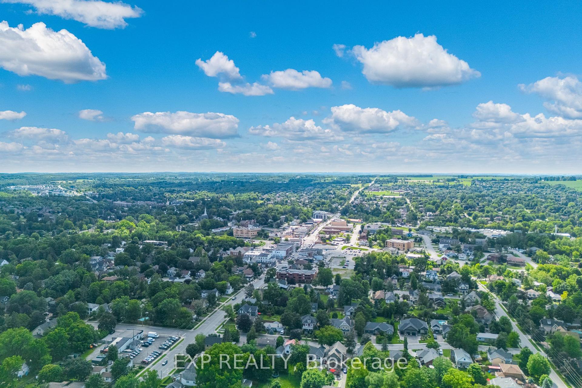 Photo 48 of 8 Low Boulevard, Uxbridge — HOMEH