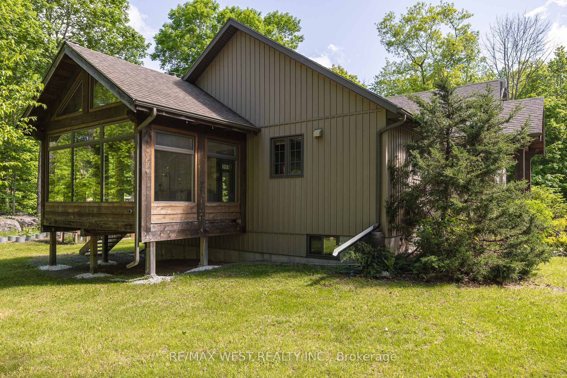Photo 16 of 215 Flatrock Road, Tweed, Hungerford (Twp) — HOMEH