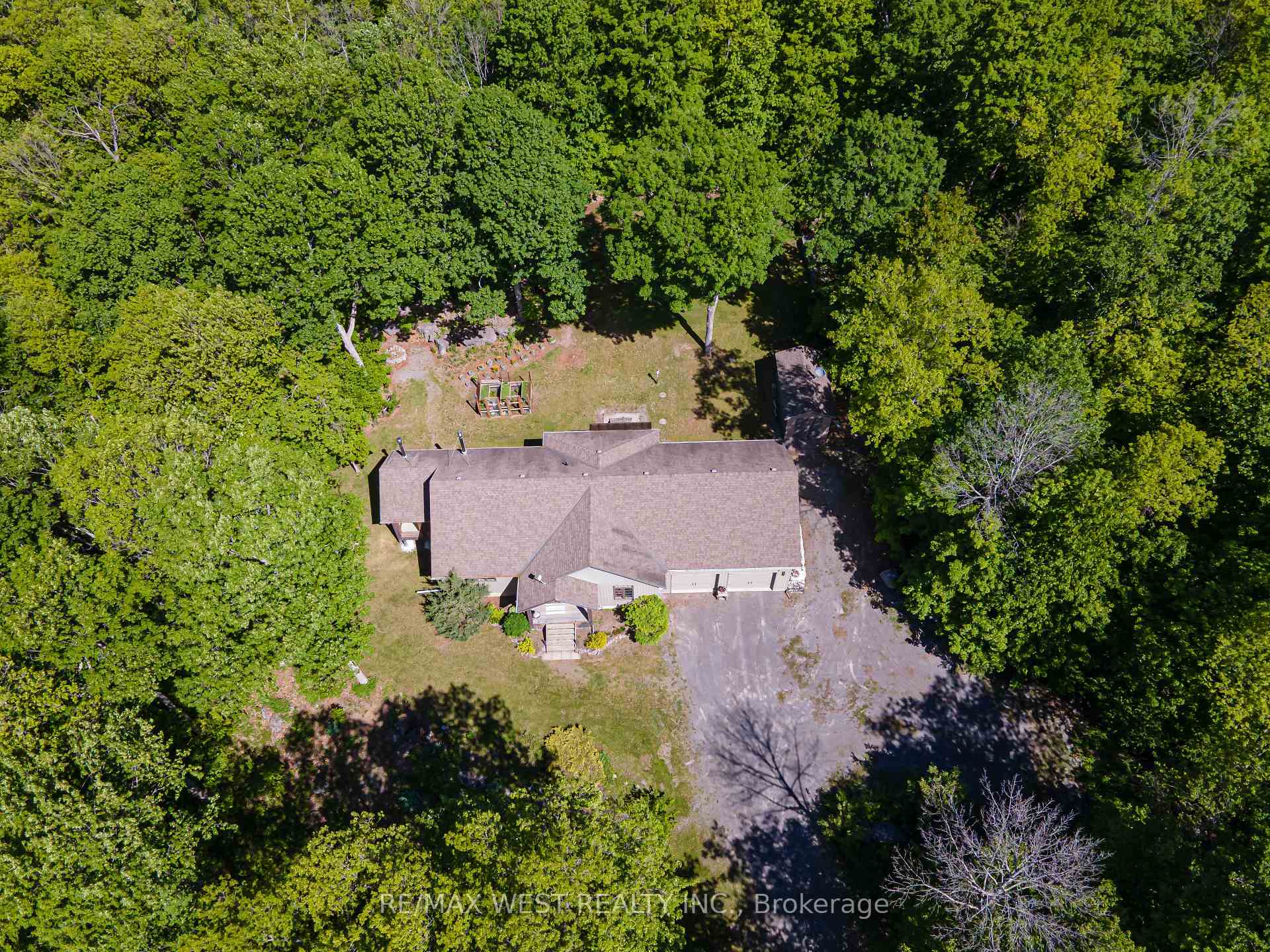 Photo 22 of 215 Flatrock Road, Tweed, Hungerford (Twp) — HOMEH