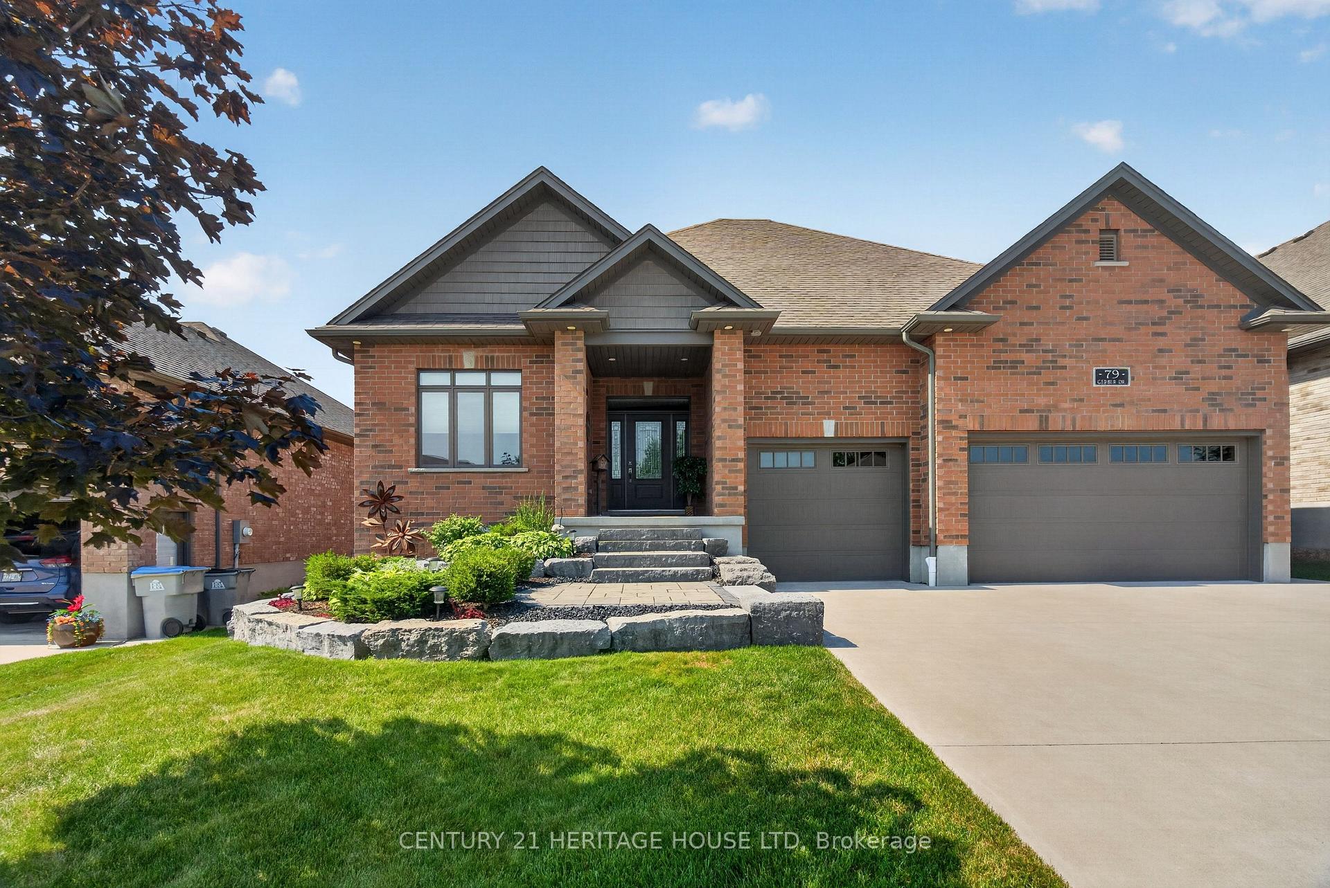 Photo 3 of 79 Gerber Drive, Perth East, Milverton — HOMEH
