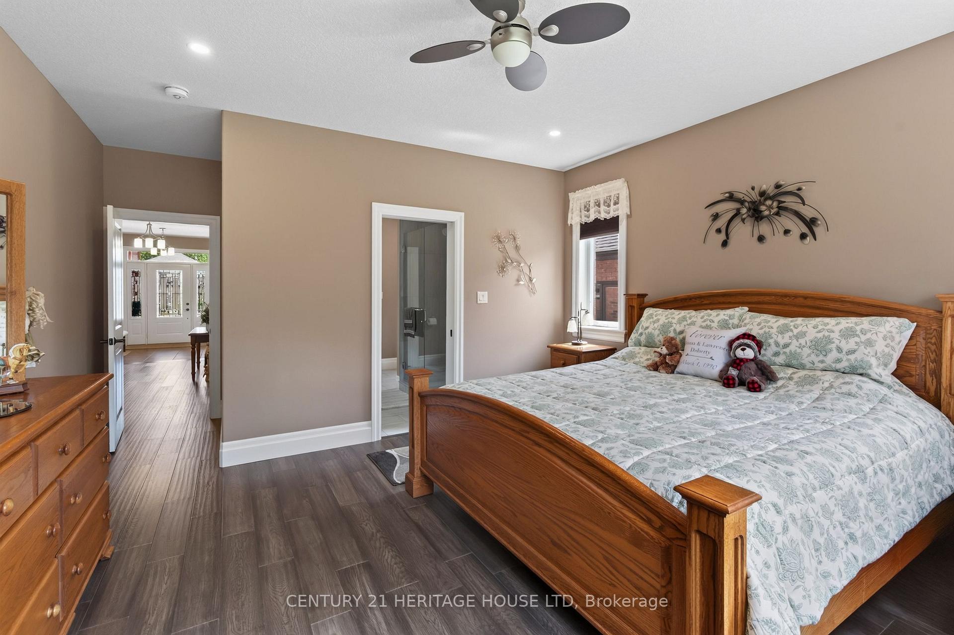 Photo 9 of 79 Gerber Drive, Perth East, Milverton — HOMEH