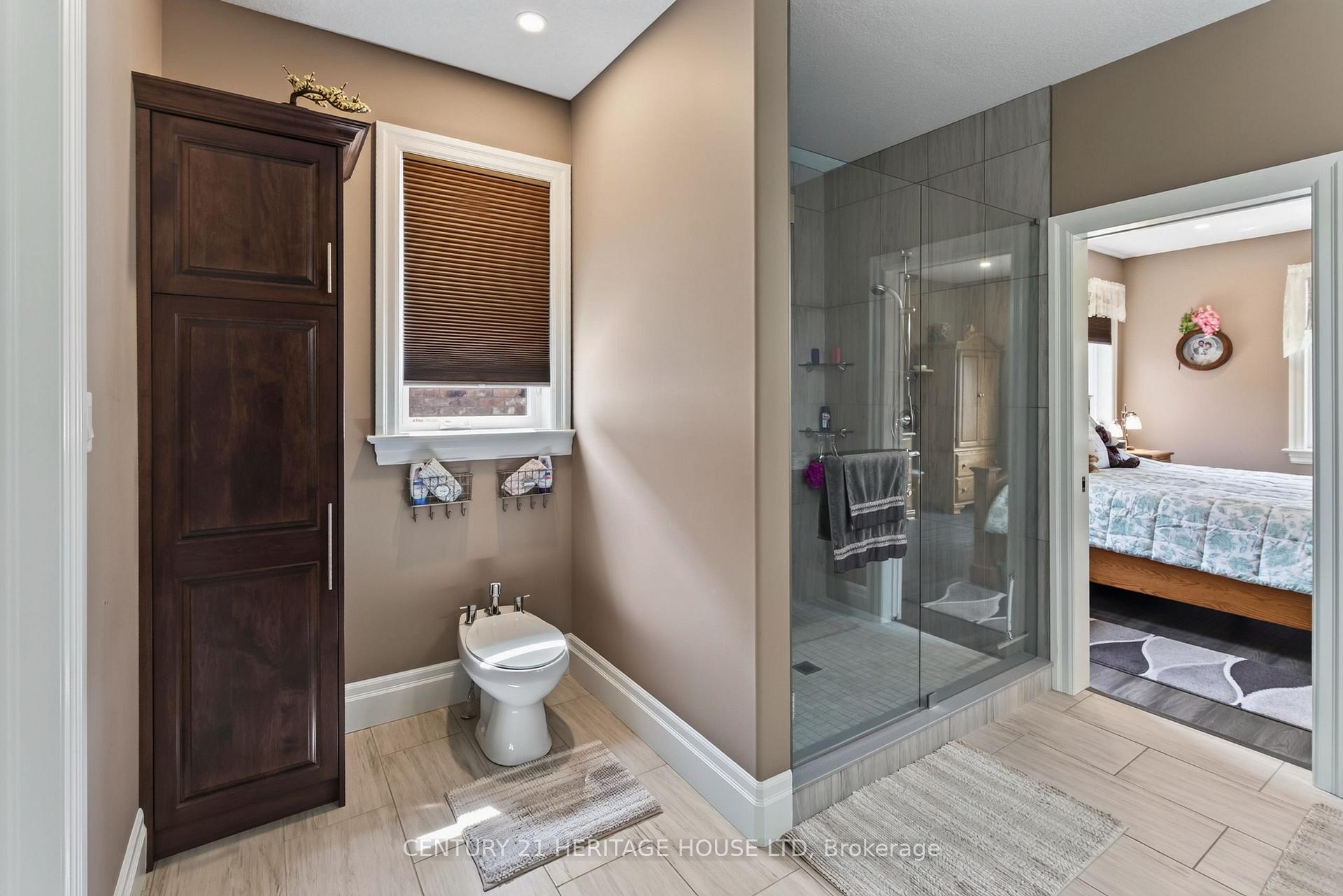 Photo 13 of 79 Gerber Drive, Perth East, Milverton — HOMEH