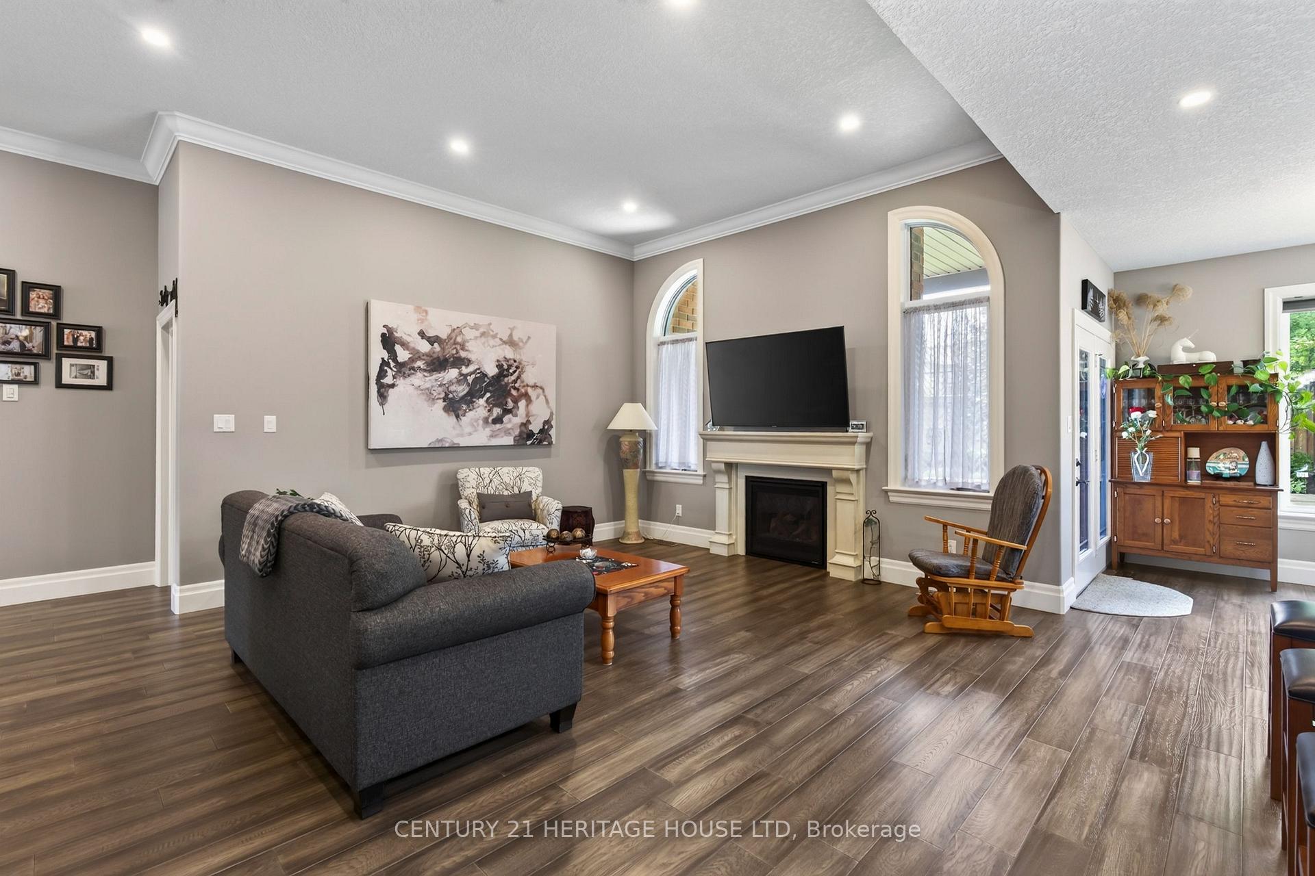 Photo 15 of 79 Gerber Drive, Perth East, Milverton — HOMEH