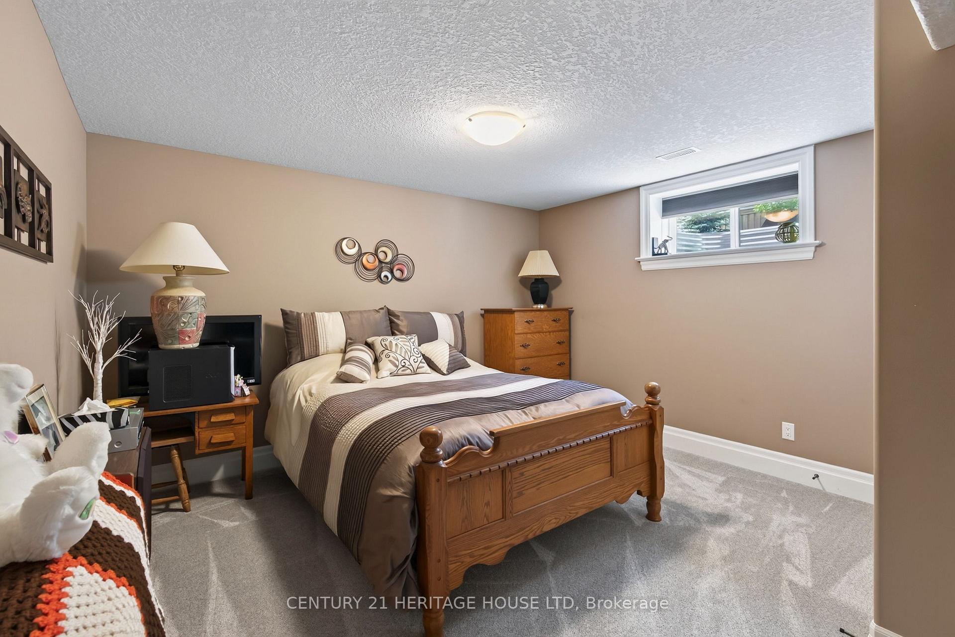 Photo 28 of 79 Gerber Drive, Perth East, Milverton — HOMEH