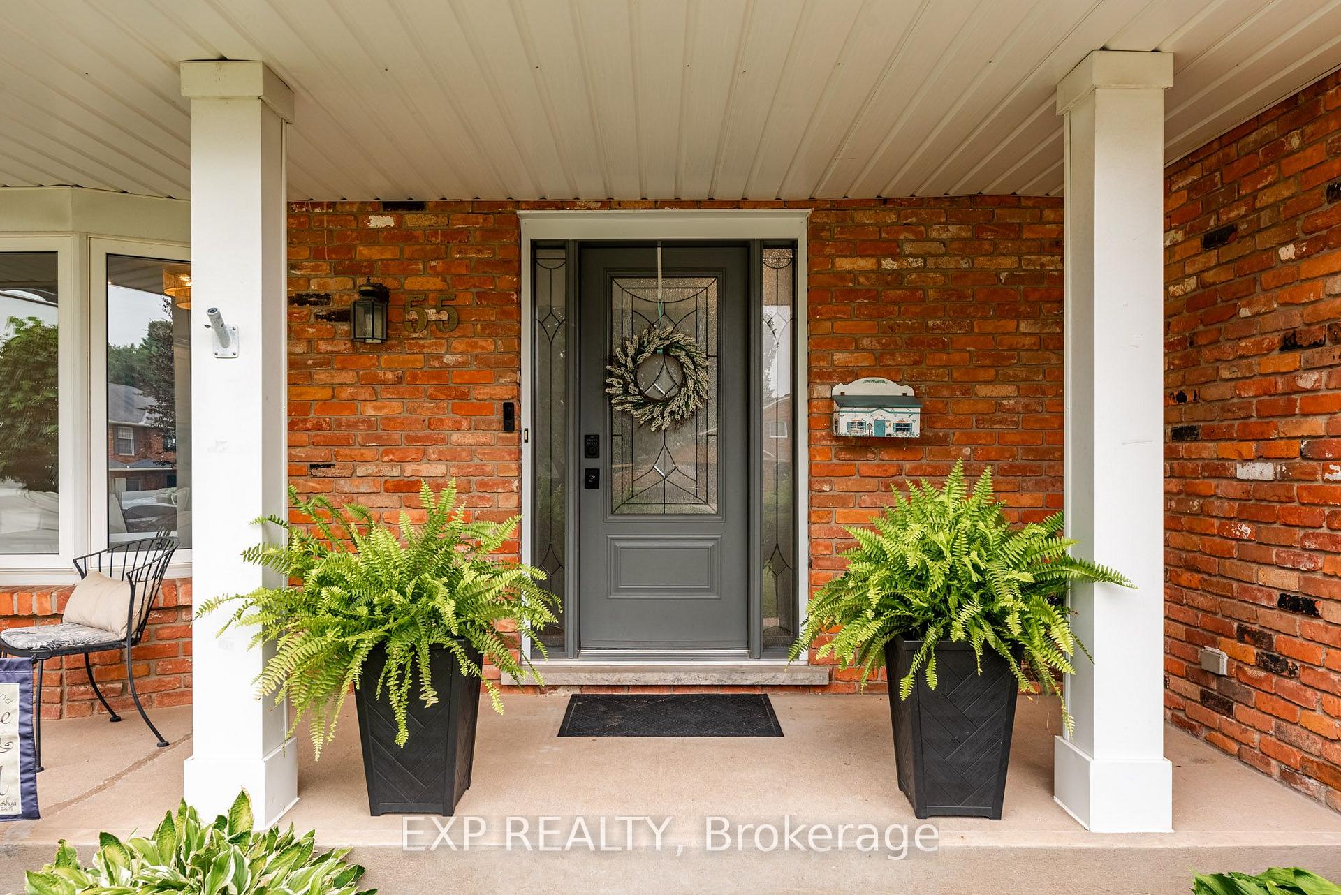 Photo 2 of 55 Forest Hill Crescent, Pelham, Fonthill — HOMEH