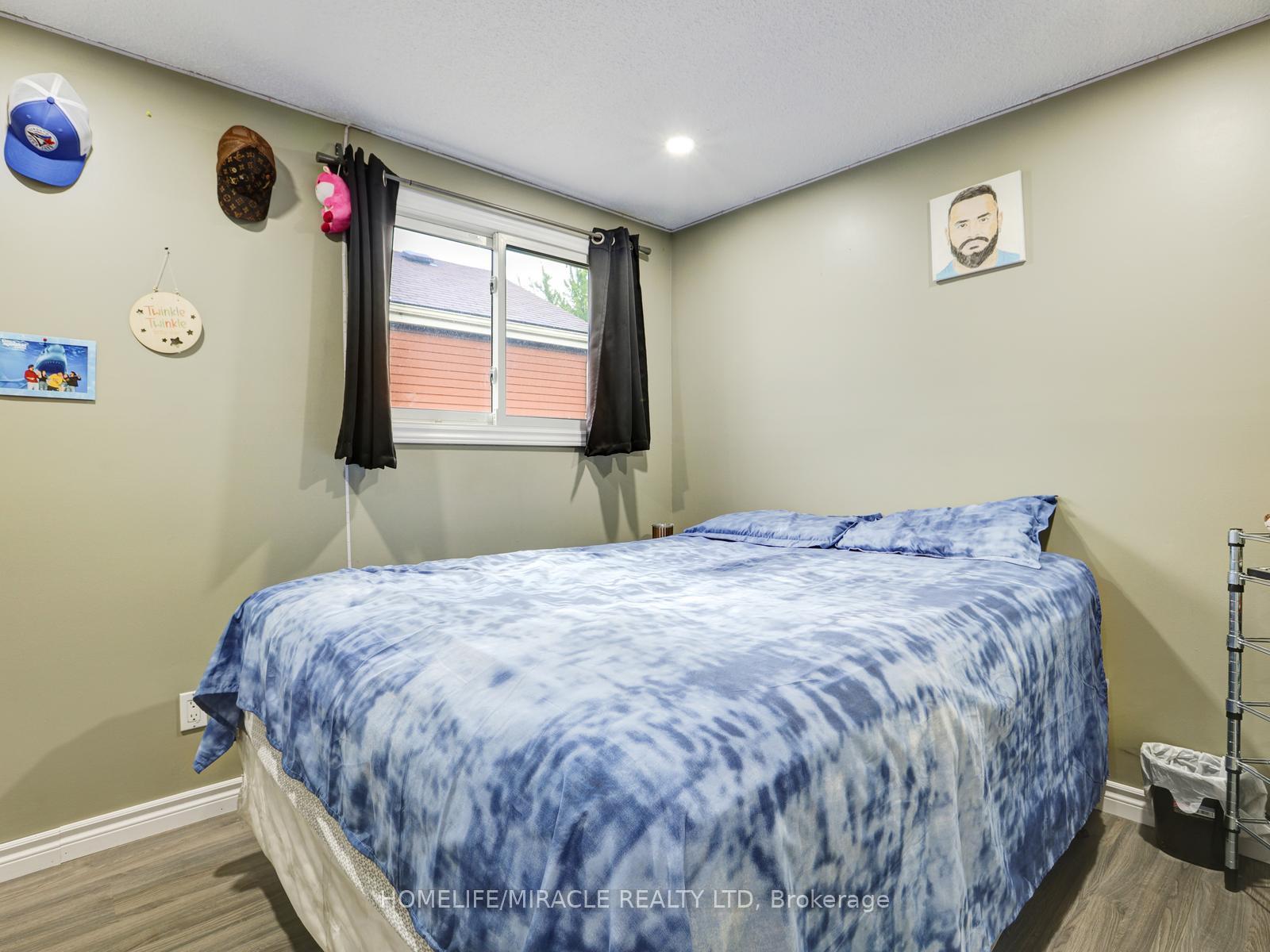 Photo 29 of 128 Macatee Place S, Cambridge, Greenway-Chaplin — HOMEH