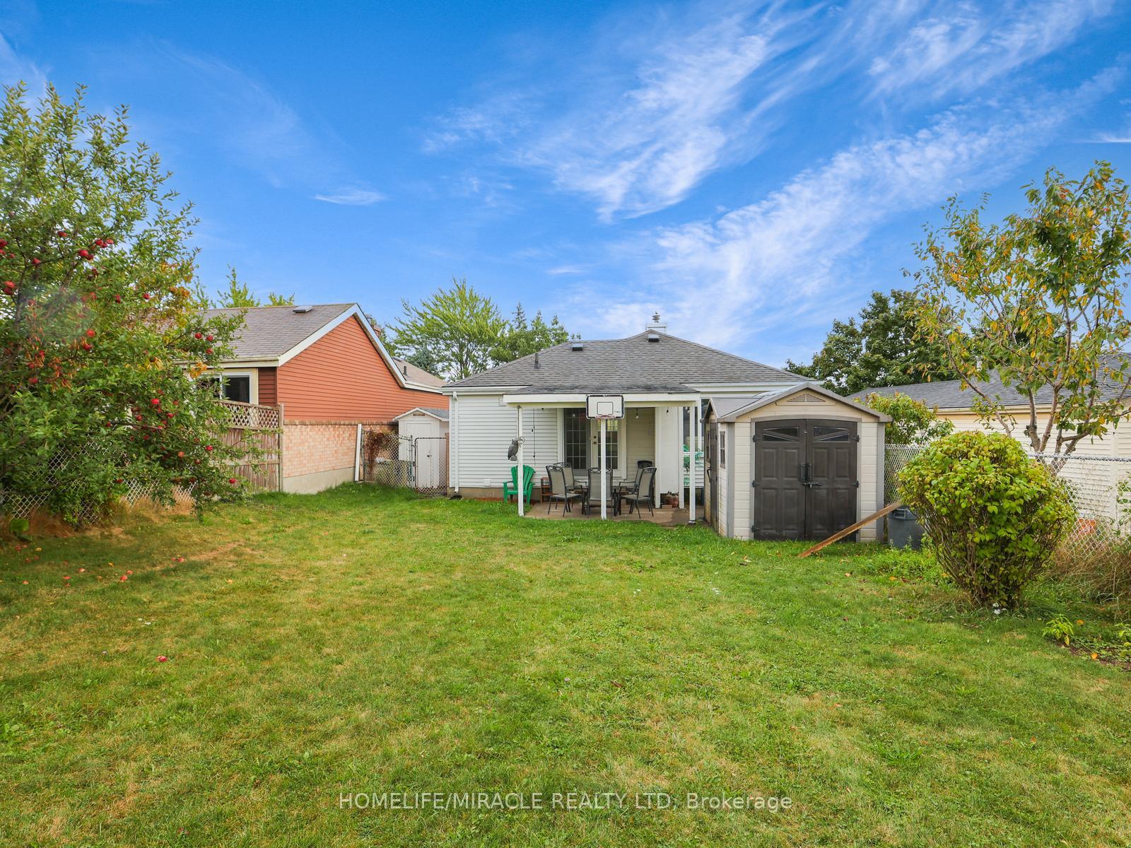 Photo 40 of 128 Macatee Place S, Cambridge, Greenway-Chaplin — HOMEH