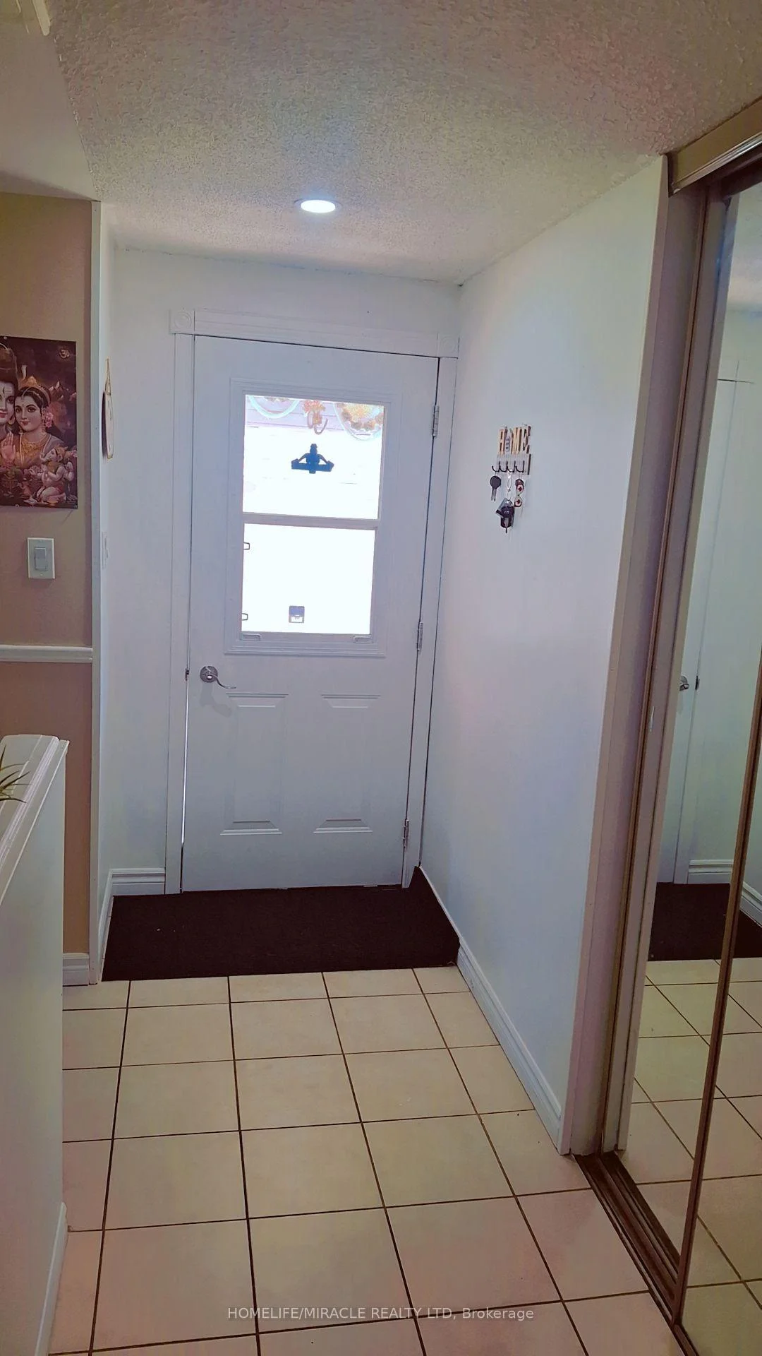 Photo 3 of 128 Macatee Place S, Cambridge, Greenway-Chaplin — HOMEH