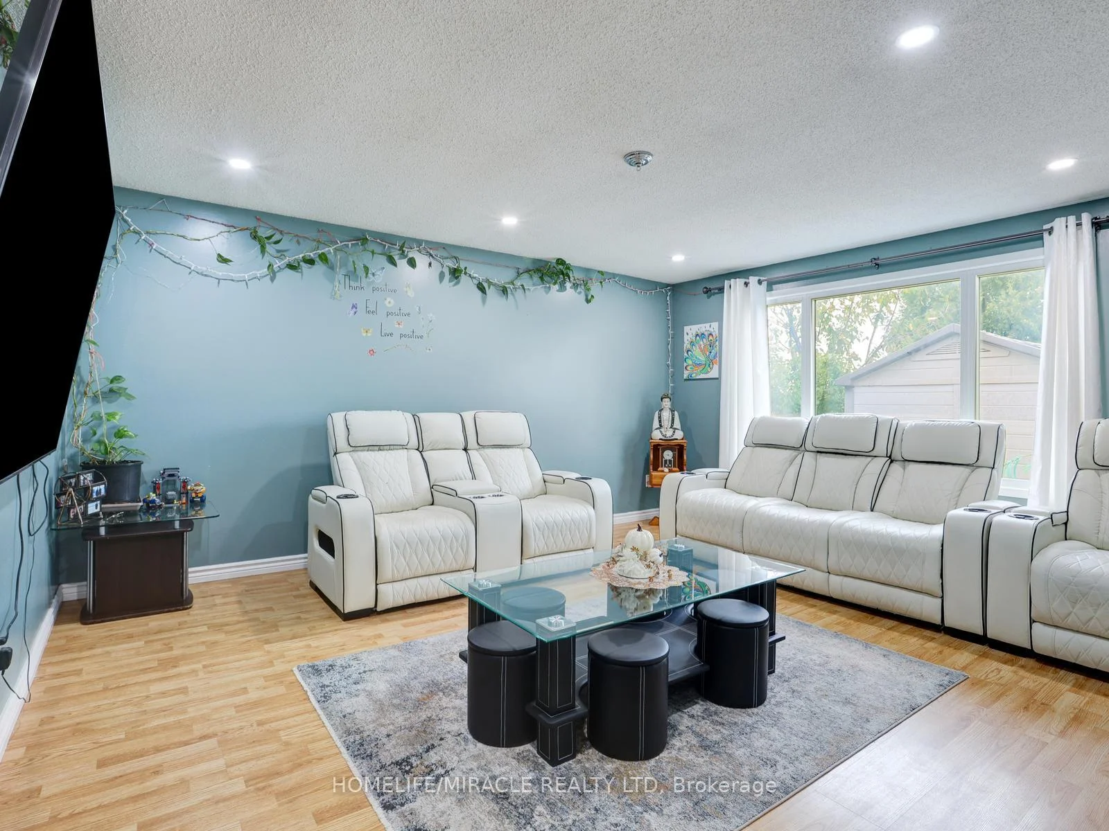 Photo 12 of 128 Macatee Place S, Cambridge, Greenway-Chaplin — HOMEH