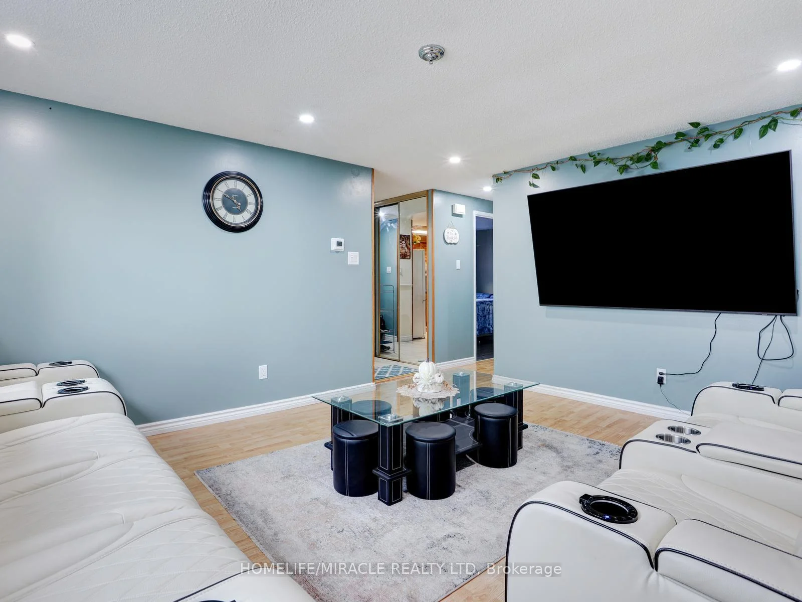 Photo 23 of 128 Macatee Place S, Cambridge, Greenway-Chaplin — HOMEH