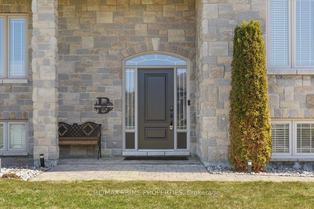 Photo 3 of 3421 Summerbreeze Drive, Ottawa, Osgoode — HOMEH