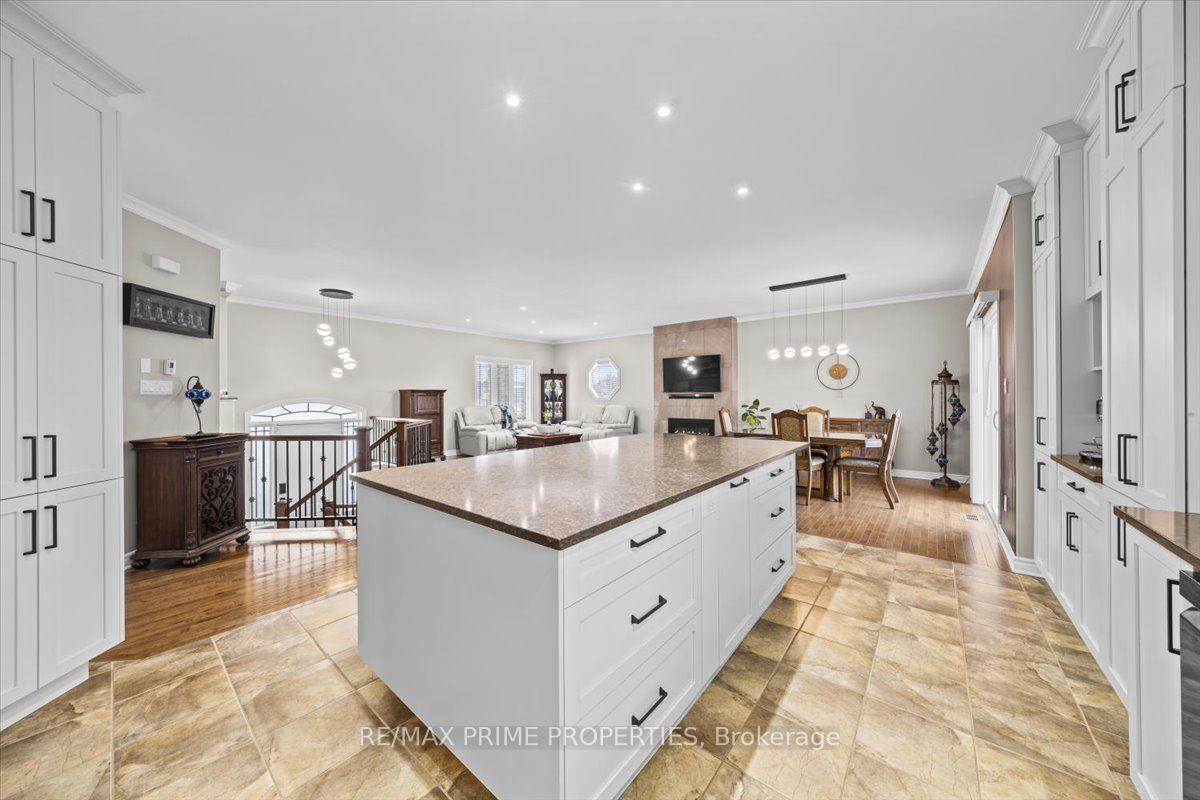Photo 38 of 3421 Summerbreeze Drive, Ottawa, Osgoode — HOMEH