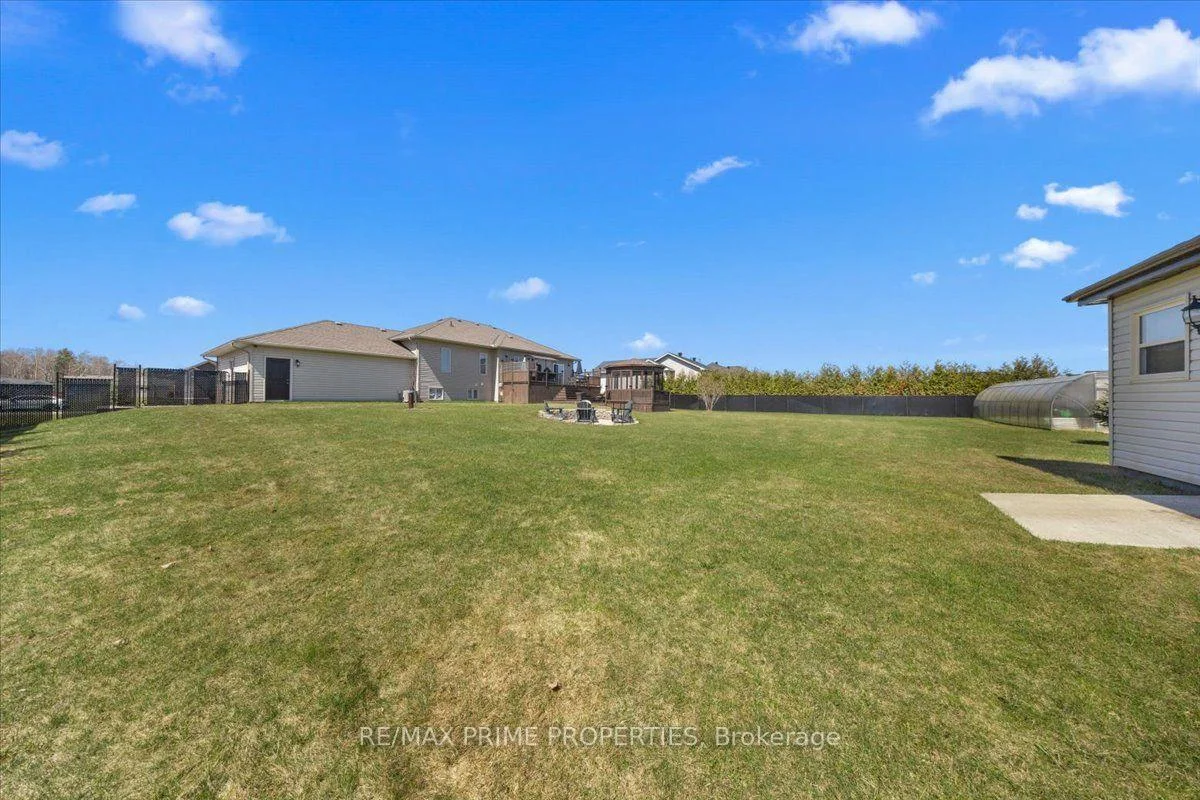 Photo 15 of 3421 Summerbreeze Drive, Ottawa, Osgoode — HOMEH