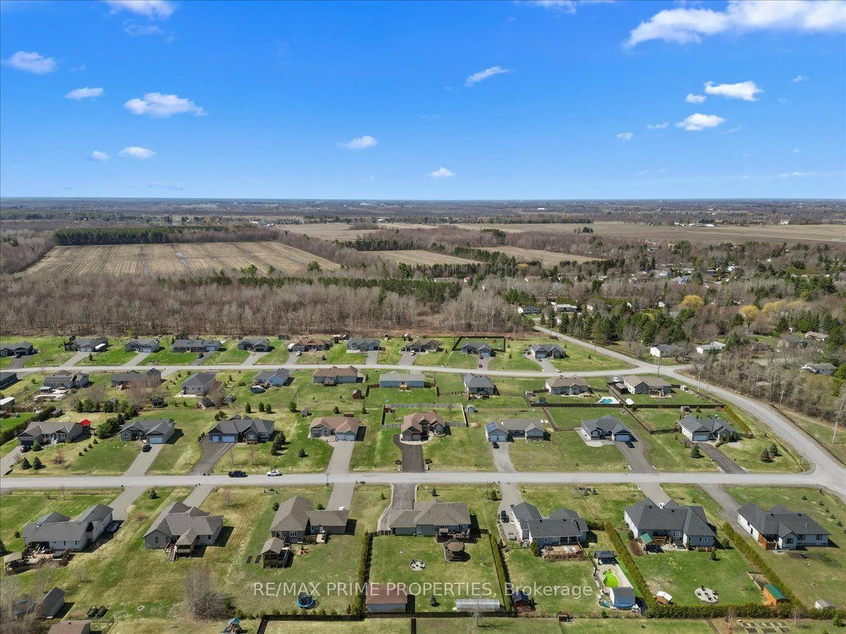 Photo 23 of 3421 Summerbreeze Drive, Ottawa, Osgoode — HOMEH