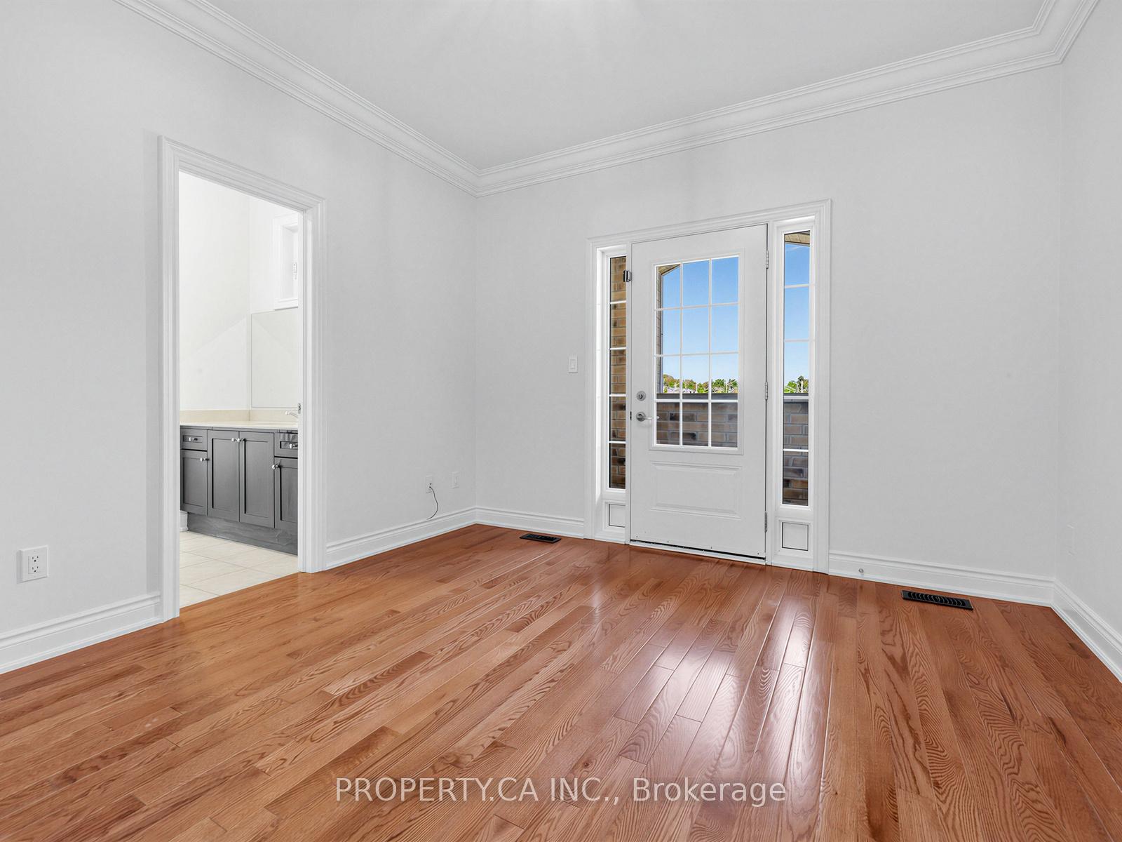 Photo 25 of 45 Marbrook Street, Richmond Hill, Mill Pond — HOMEH