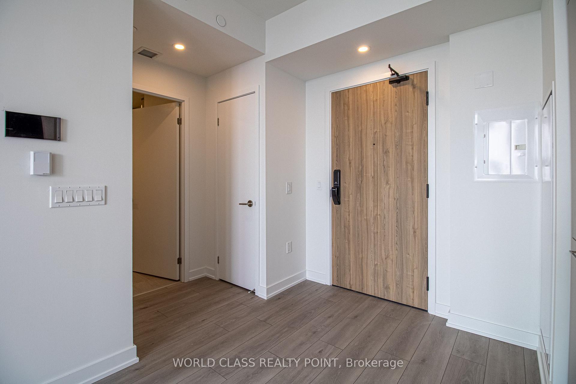 Photo 15 of Unit 1210, 1 Fairview Road E, Mississauga, Mississauga Valleys — HOMEH