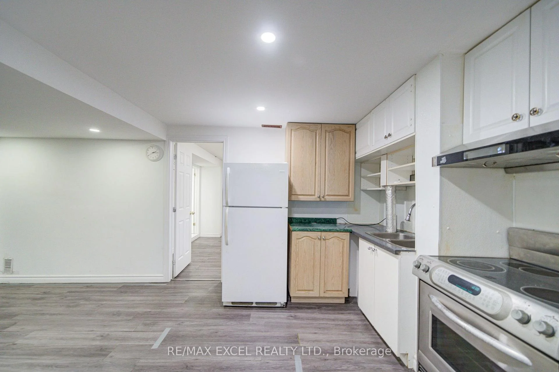 Photo 13 of Unit BASEMENT, 13 Hepburn Street, Markham, Milliken Mills East — HOMEH
