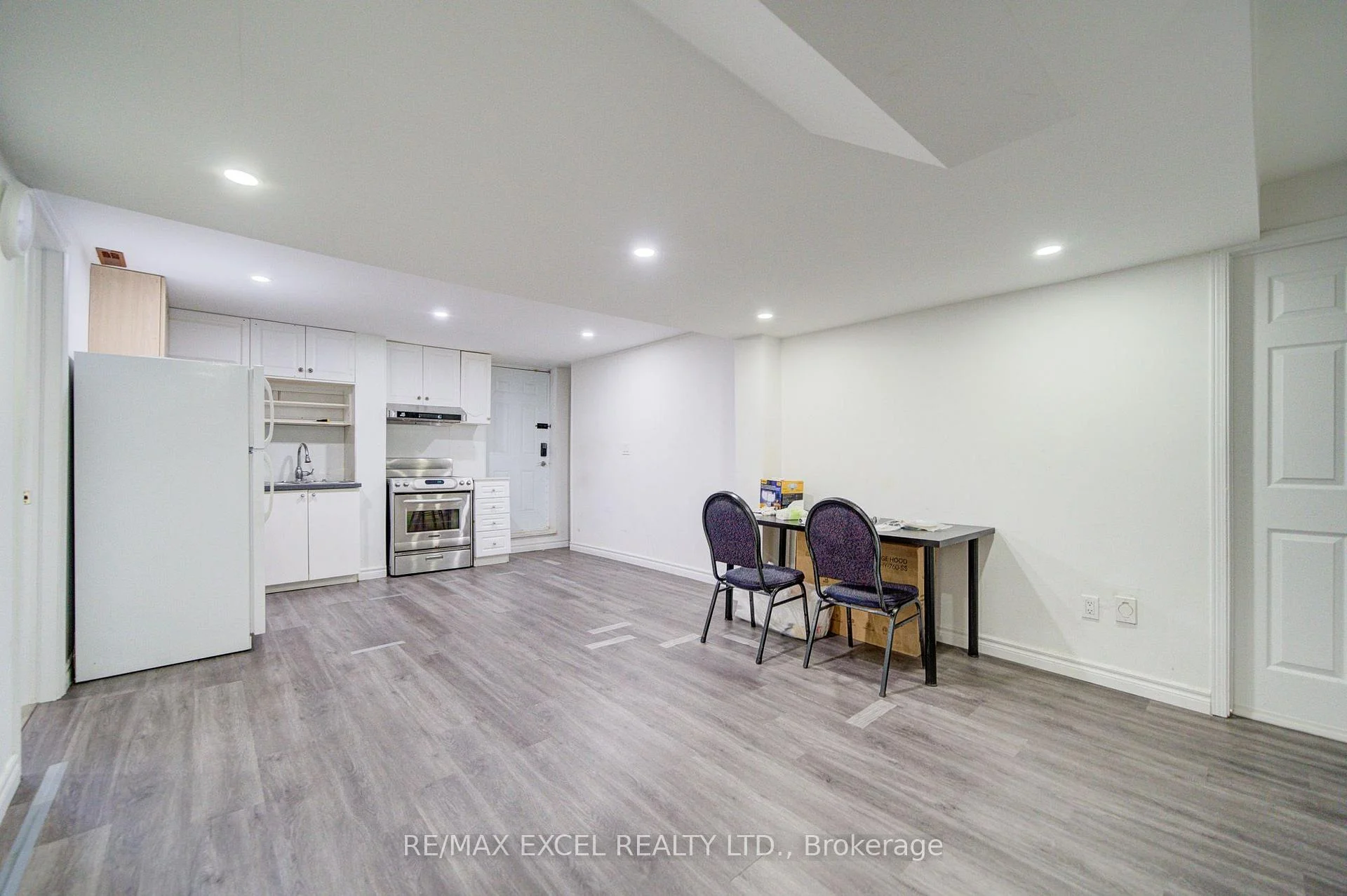 Photo 17 of Unit BASEMENT, 13 Hepburn Street, Markham, Milliken Mills East — HOMEH