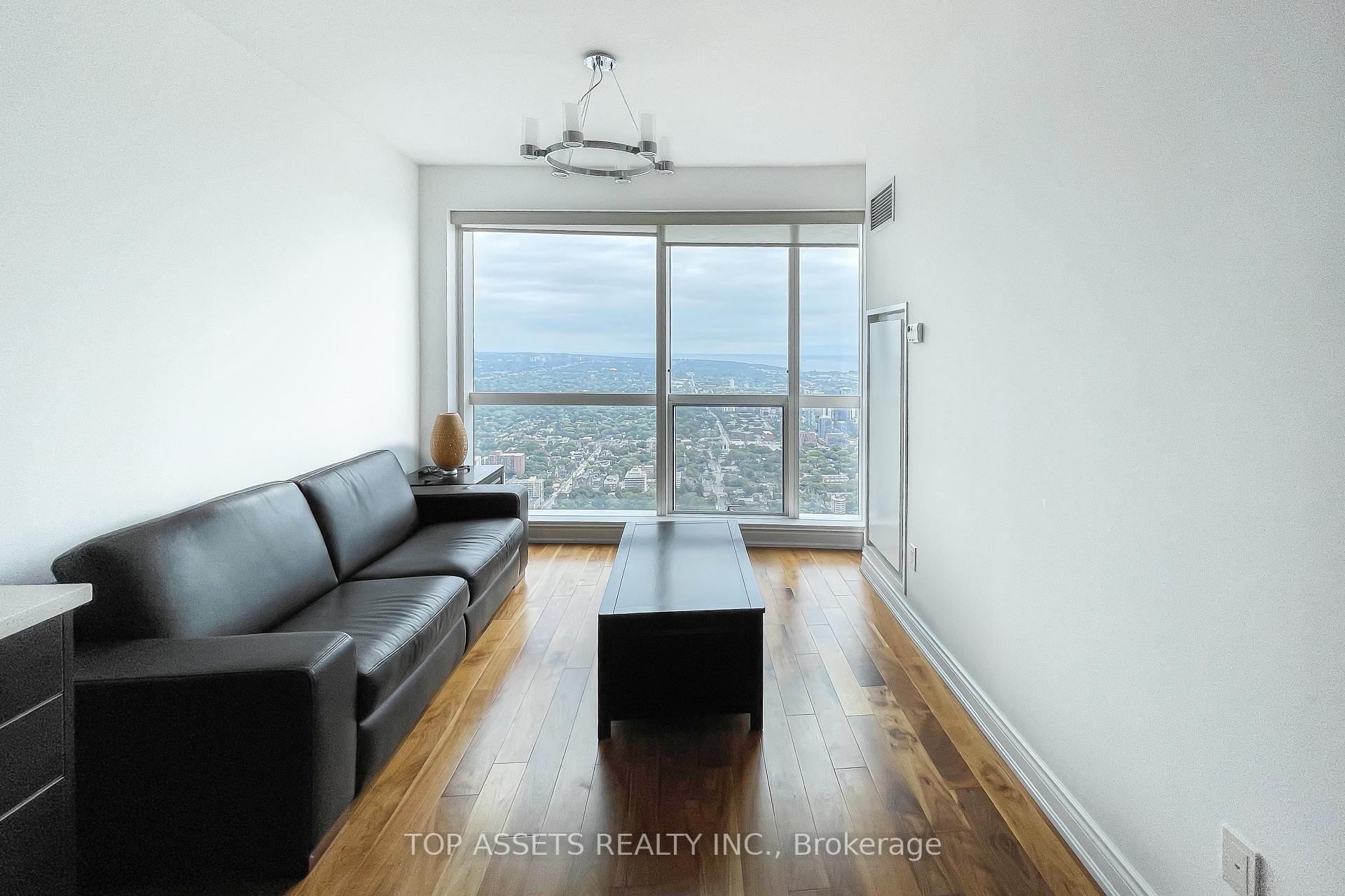 Photo 5 of Unit 6905, 388 Yonge Street, Toronto, Bay Street Corridor — HOMEH