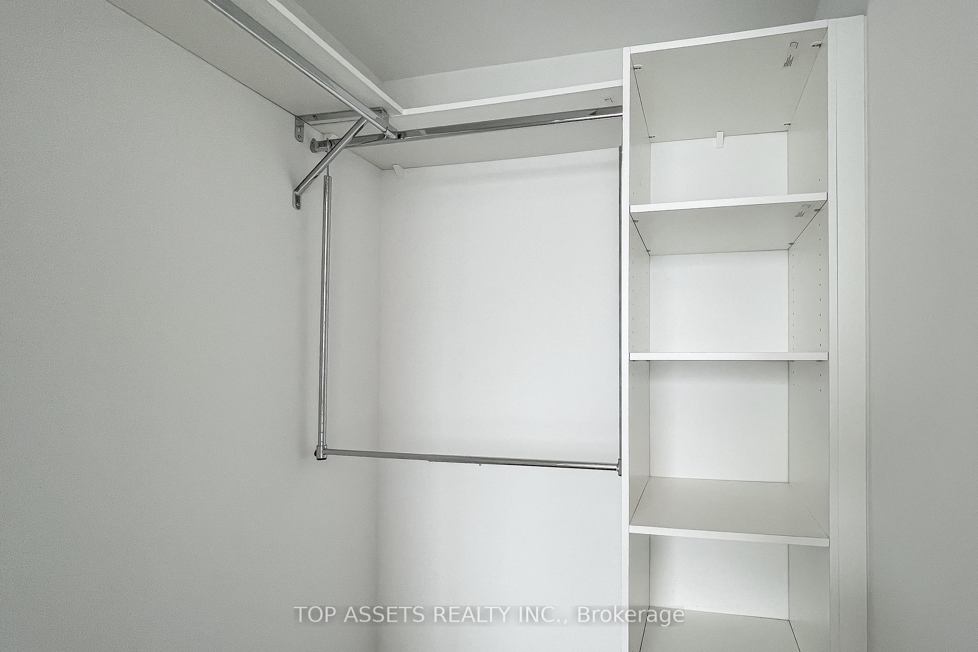 Photo 7 of Unit 6905, 388 Yonge Street, Toronto, Bay Street Corridor — HOMEH