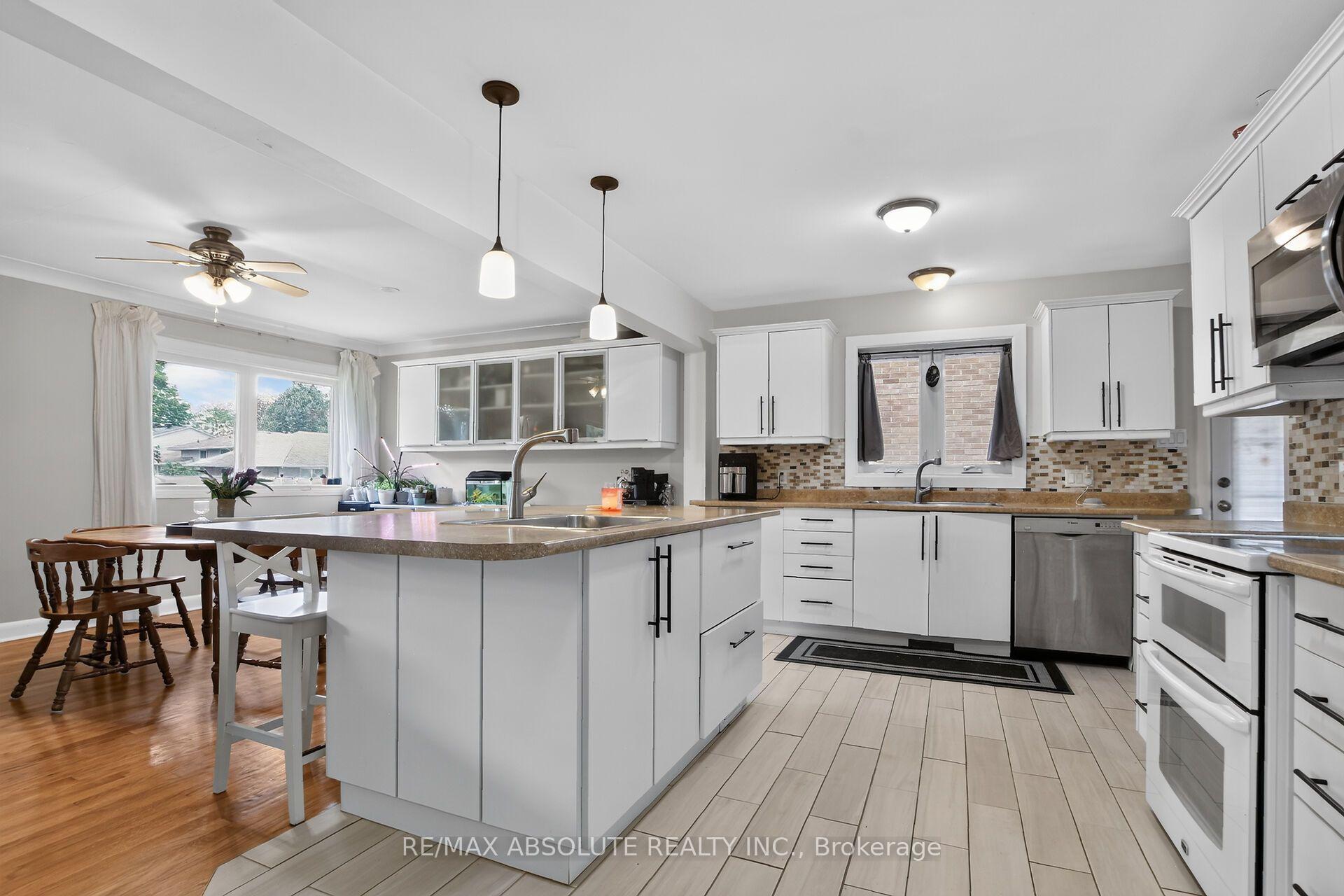 Photo 14 of 511 Penhill Avenue, Ottawa, Riverview Park — HOMEH
