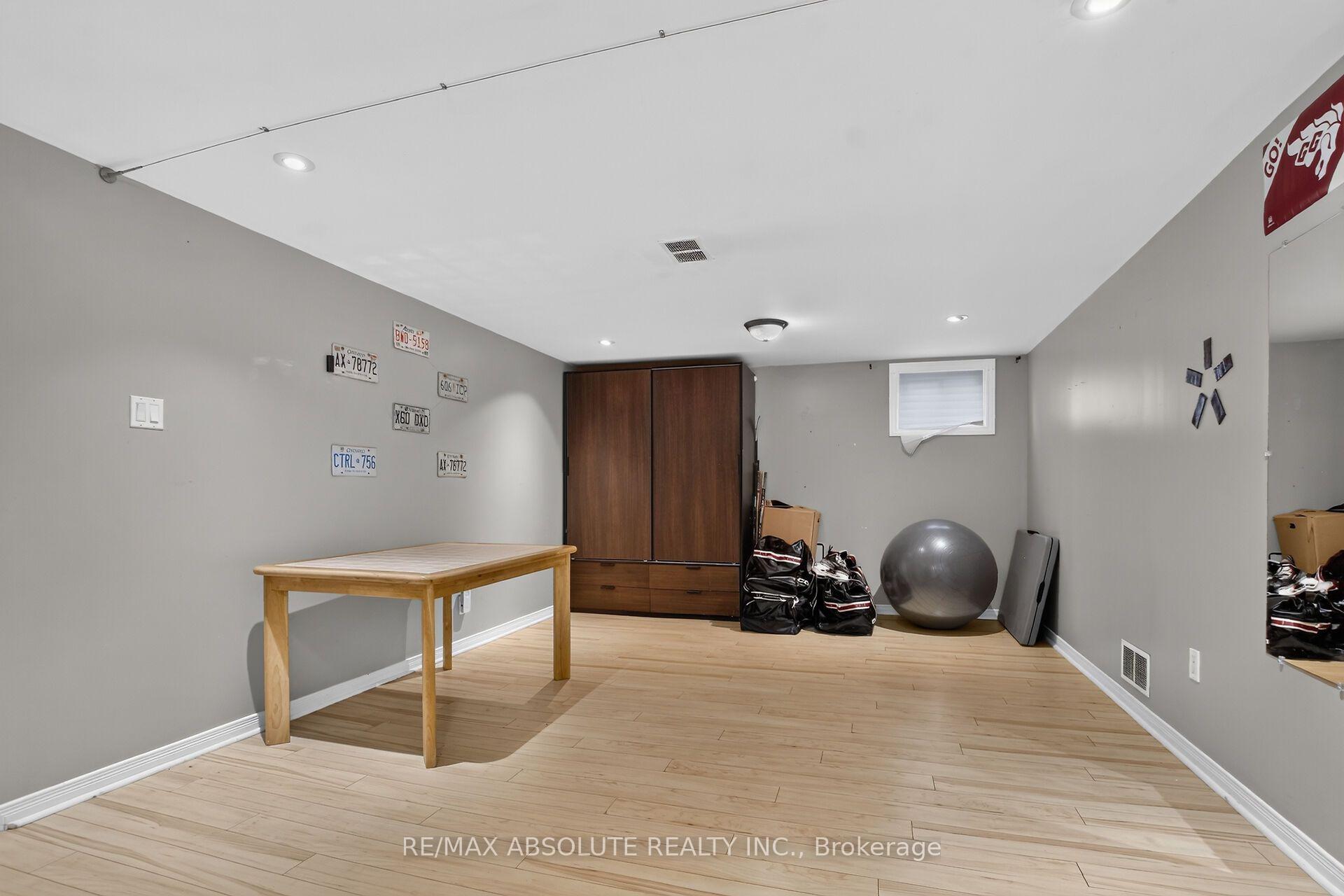 Photo 32 of 511 Penhill Avenue, Ottawa, Riverview Park — HOMEH