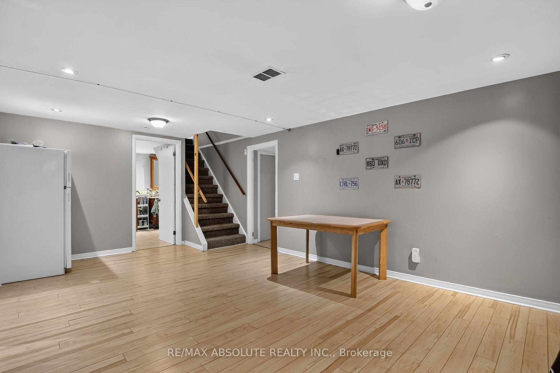 Photo 33 of 511 Penhill Avenue, Ottawa, Riverview Park — HOMEH