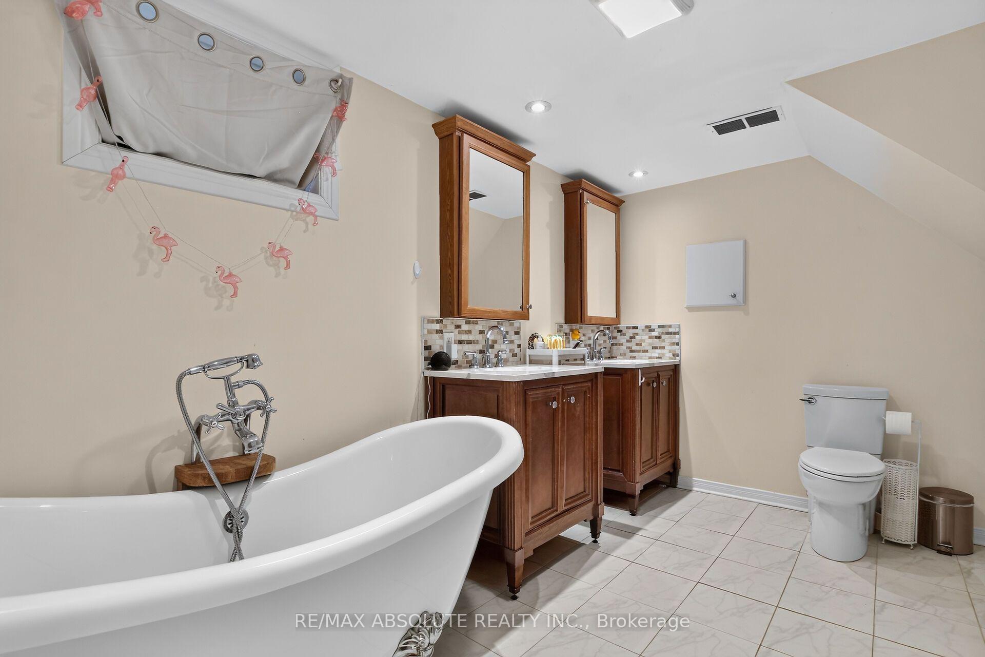 Photo 35 of 511 Penhill Avenue, Ottawa, Riverview Park — HOMEH