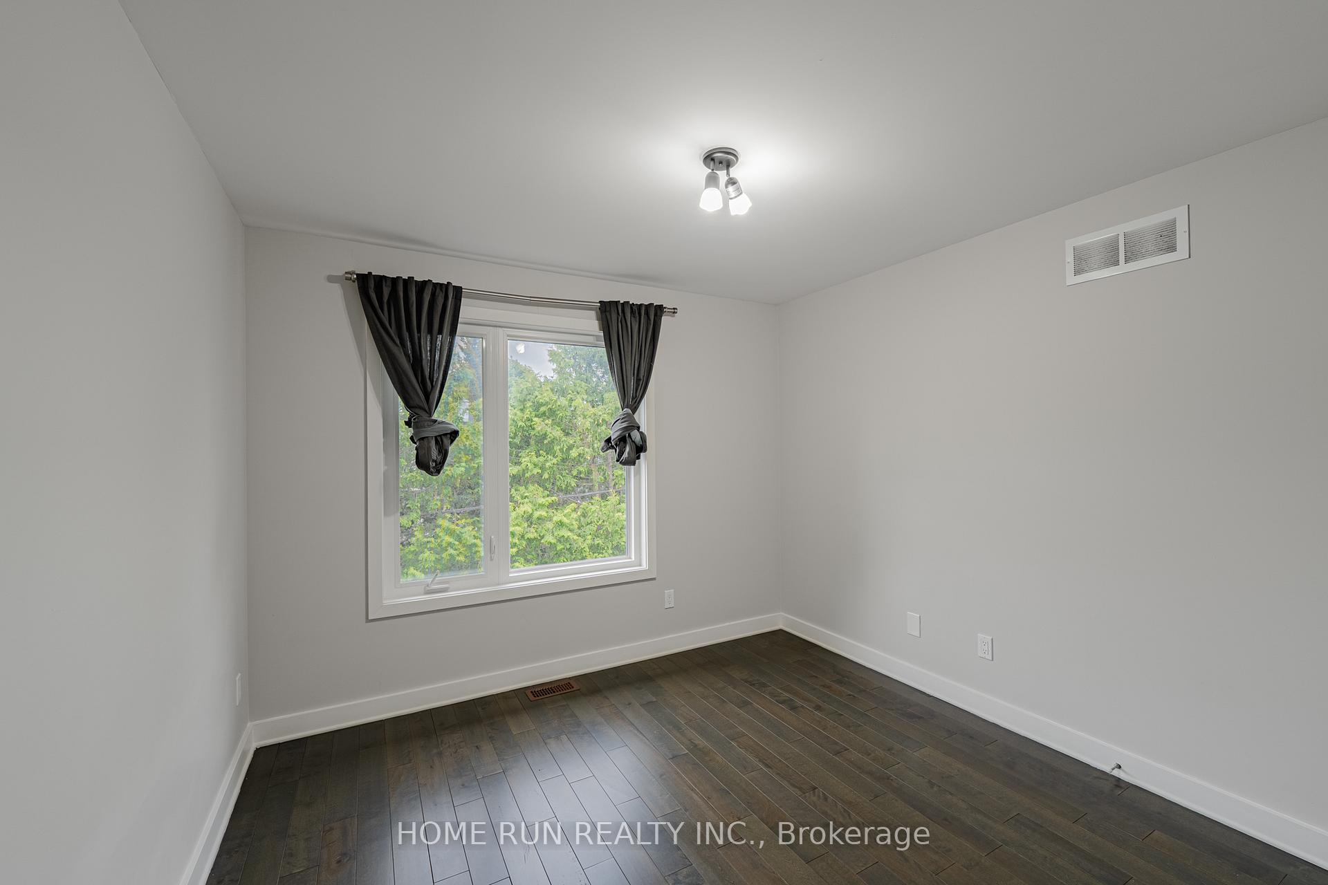 Photo 31 of 14 Camil Street, Ottawa, Castle Heights/Rideau High — HOMEH