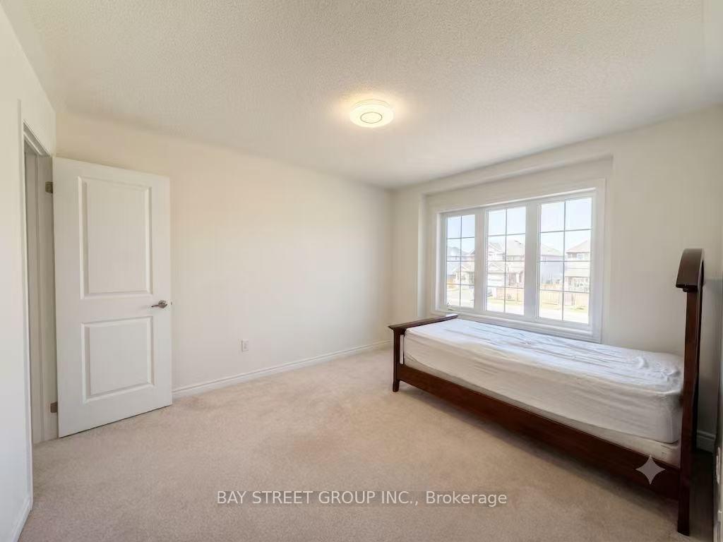 Photo 33 of 27 Samuel Crescent, Springwater, Centre Vespra — HOMEH