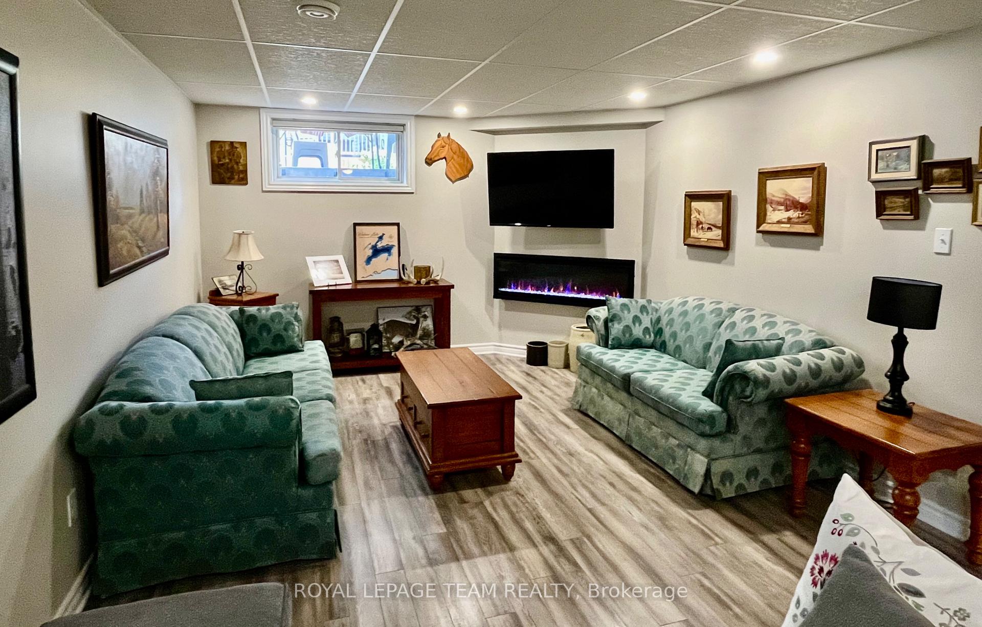 Photo 31 of 14 Otteridge Avenue, Renfrew, Renfrew — HOMEH