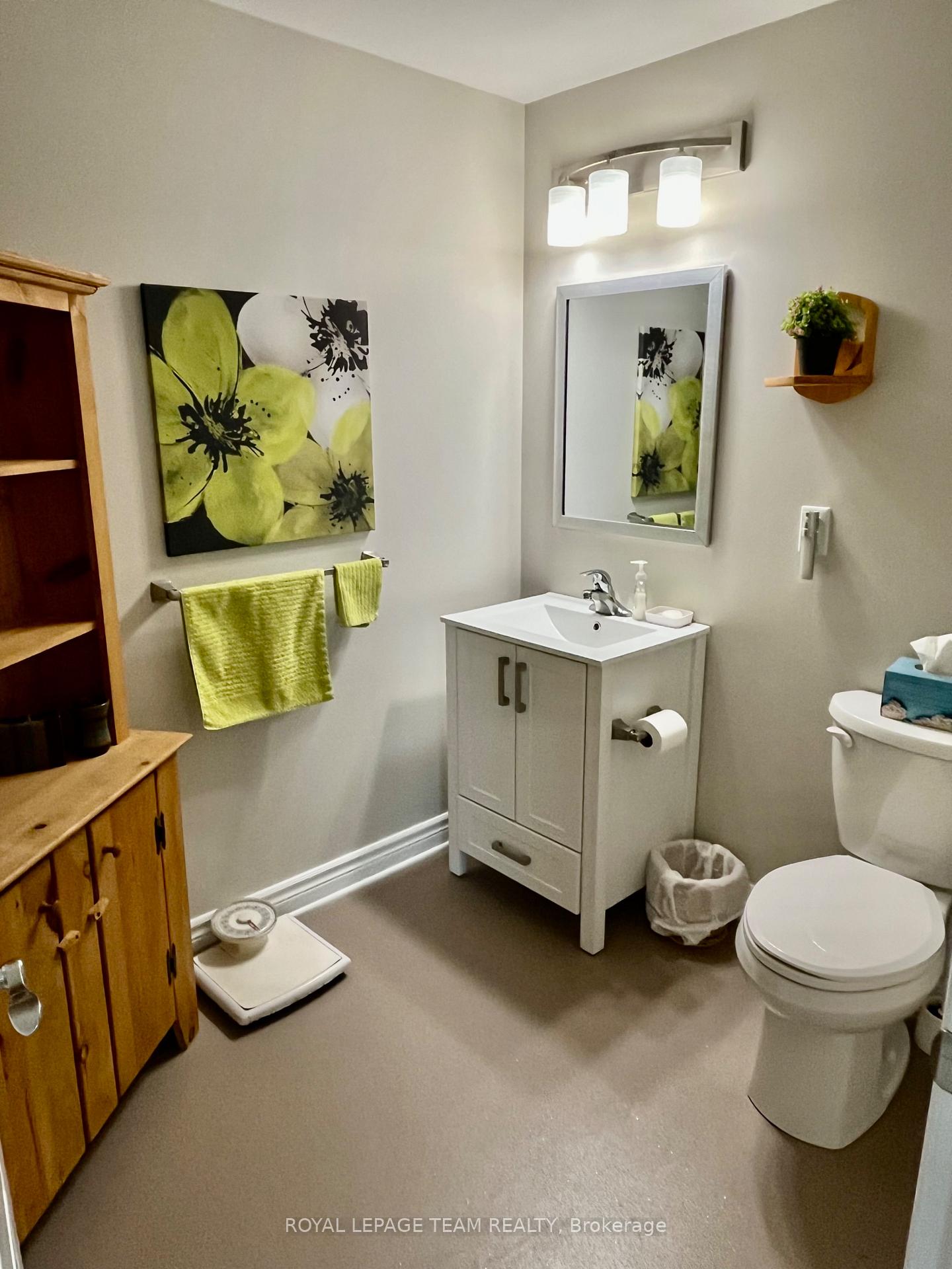 Photo 35 of 14 Otteridge Avenue, Renfrew, Renfrew — HOMEH