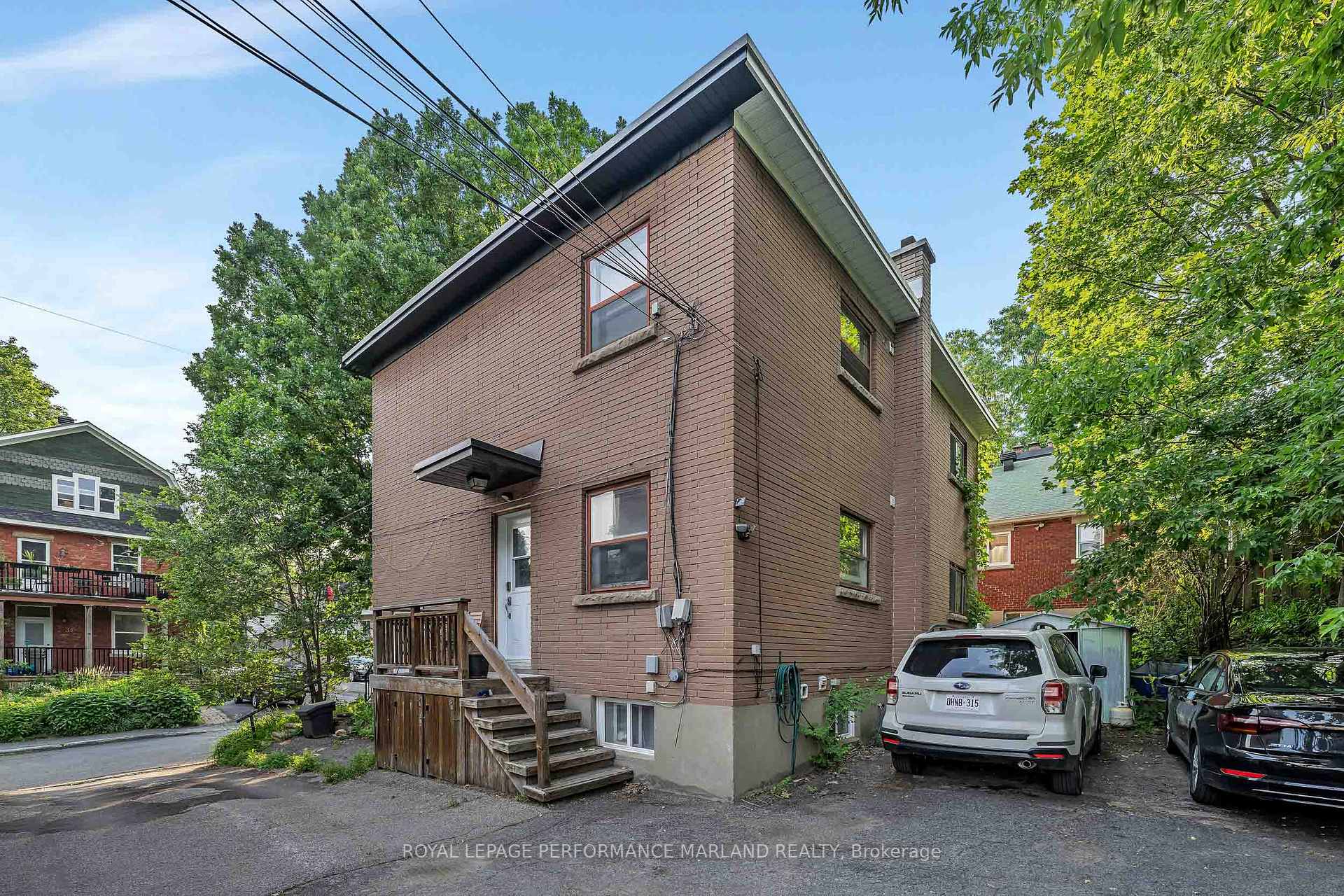 Photo 2 of Unit B, 23 Barton Street, Ottawa, Old Ottawa South — HOMEH